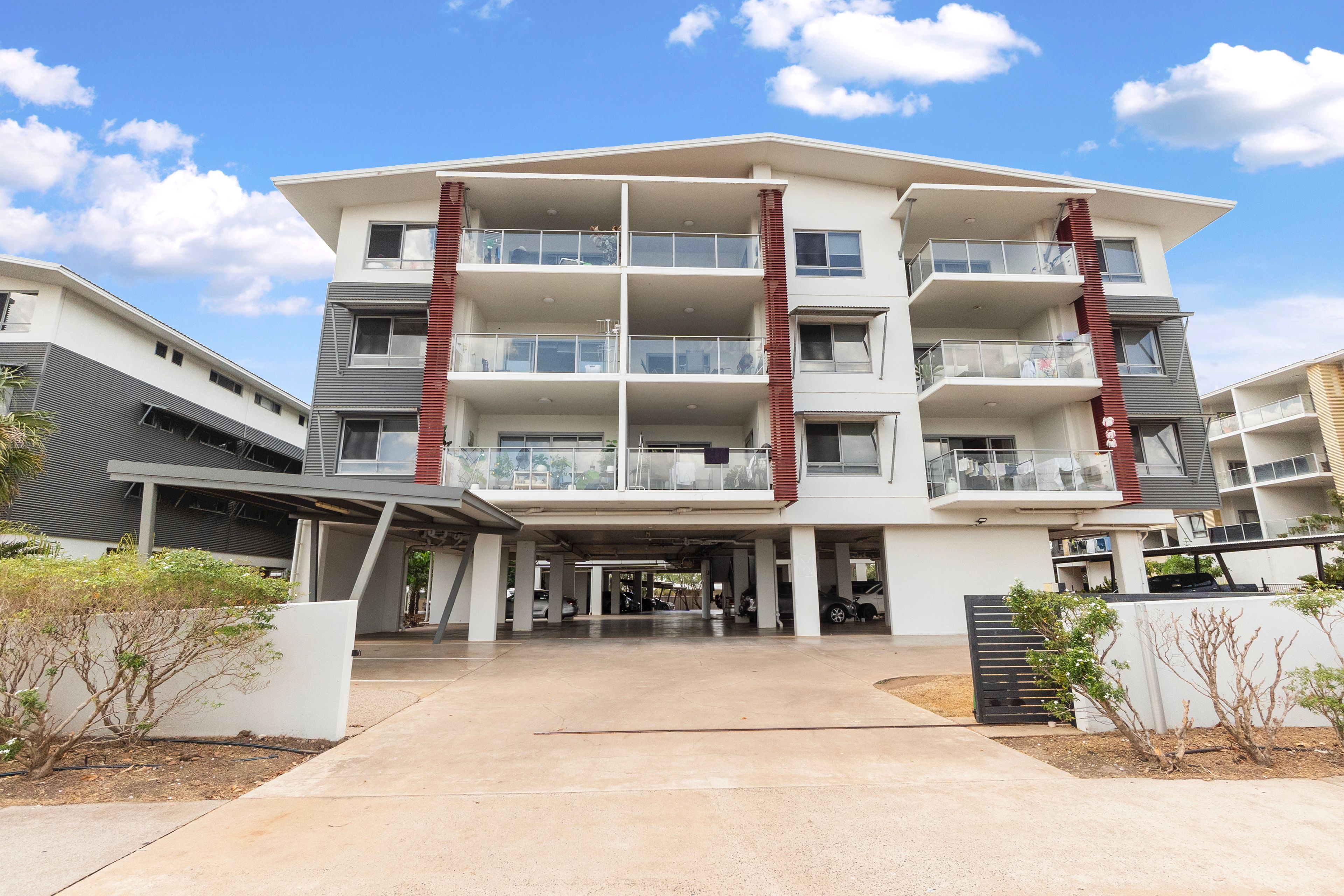 52/15 Fairweather Crescent — photo 12 of 13