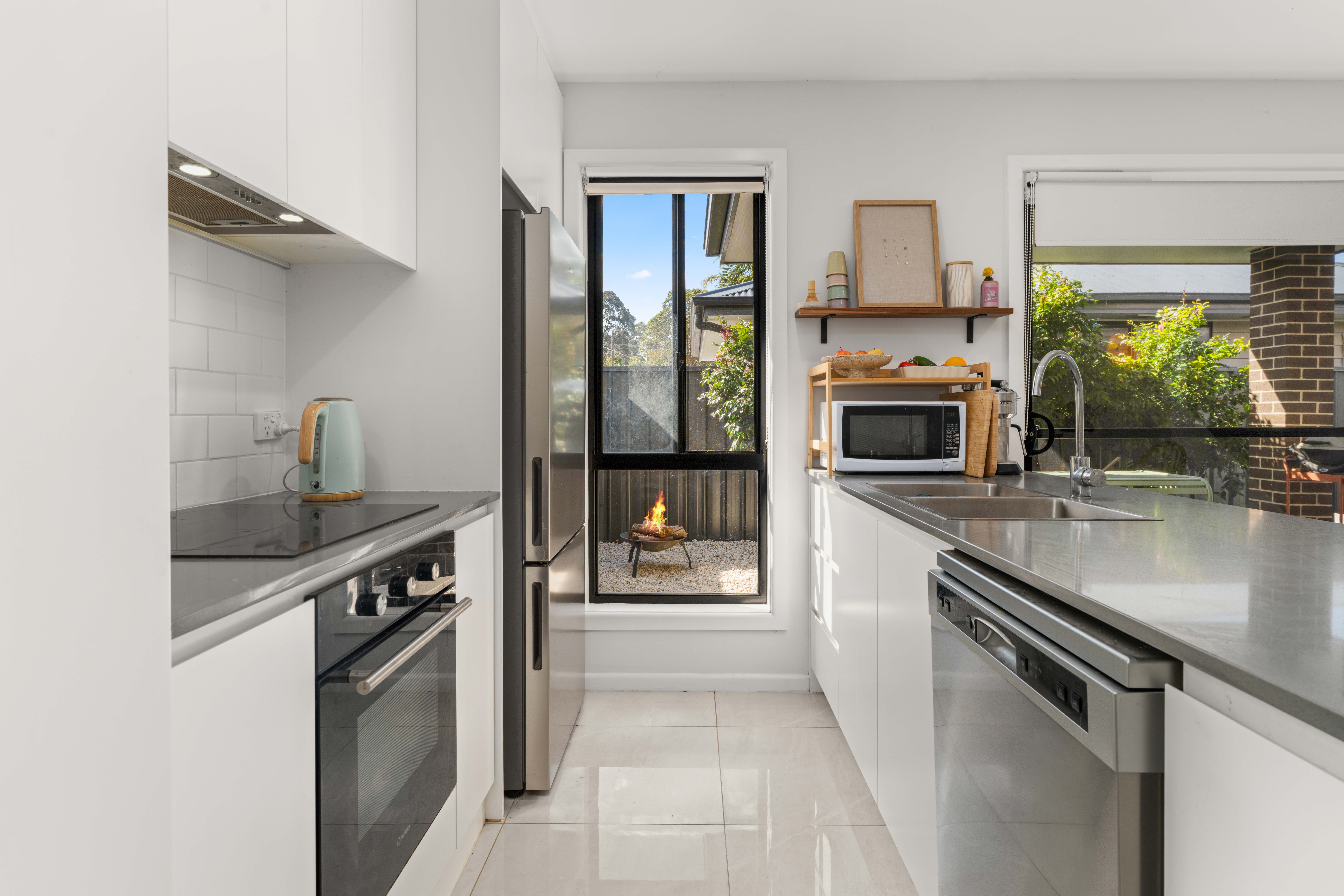 2/54a Hillcrest Avenue — photo 9 of 22