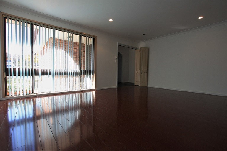 50 Bainbridge Avenue, Ingleburn, NSW 2565
