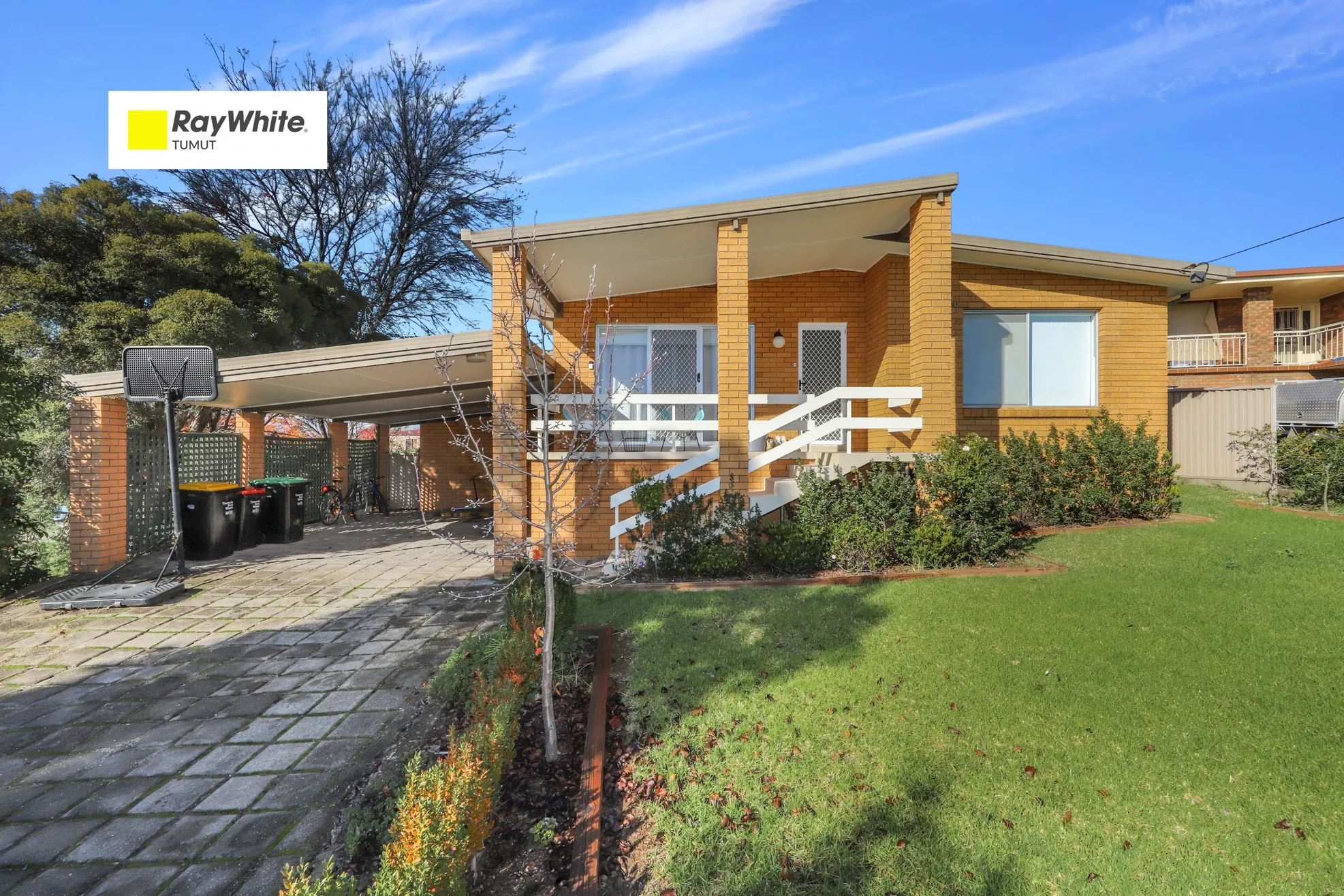 8 Kaleema Crescent, Tumut NSW 2720