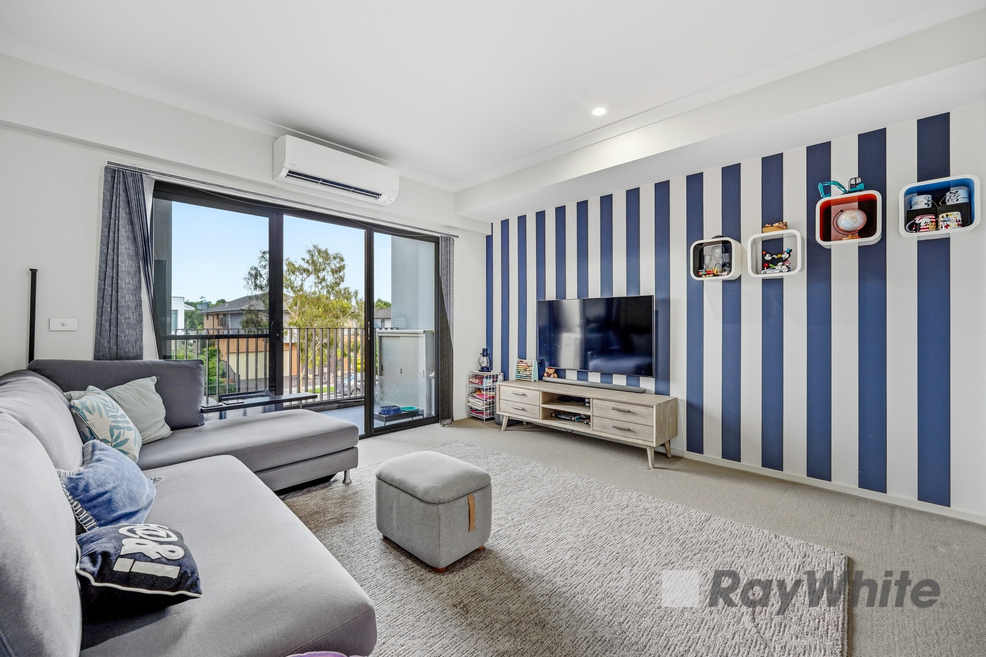 10/27 Hornsby Street, Dandenong, VIC 3175