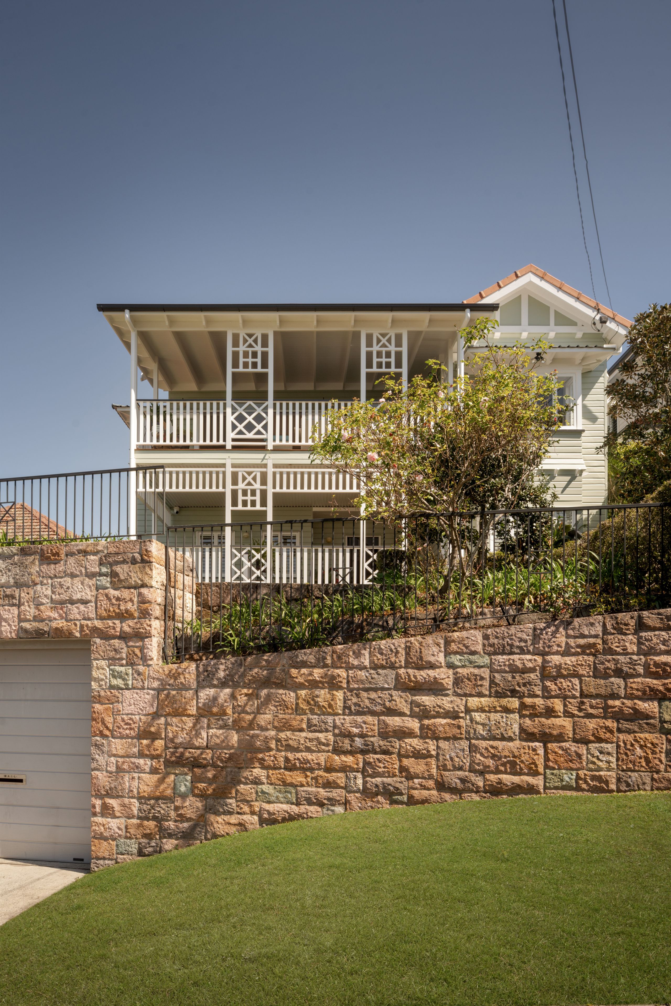 4 Bearsden Avenue, Newmarket, QLD 4051