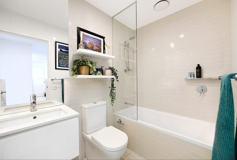 1303/2 Chisholm Street — photo 3 of 8