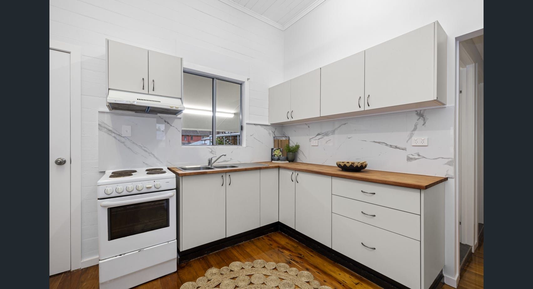 3 Baker Street, Hermit Park, QLD 4812
