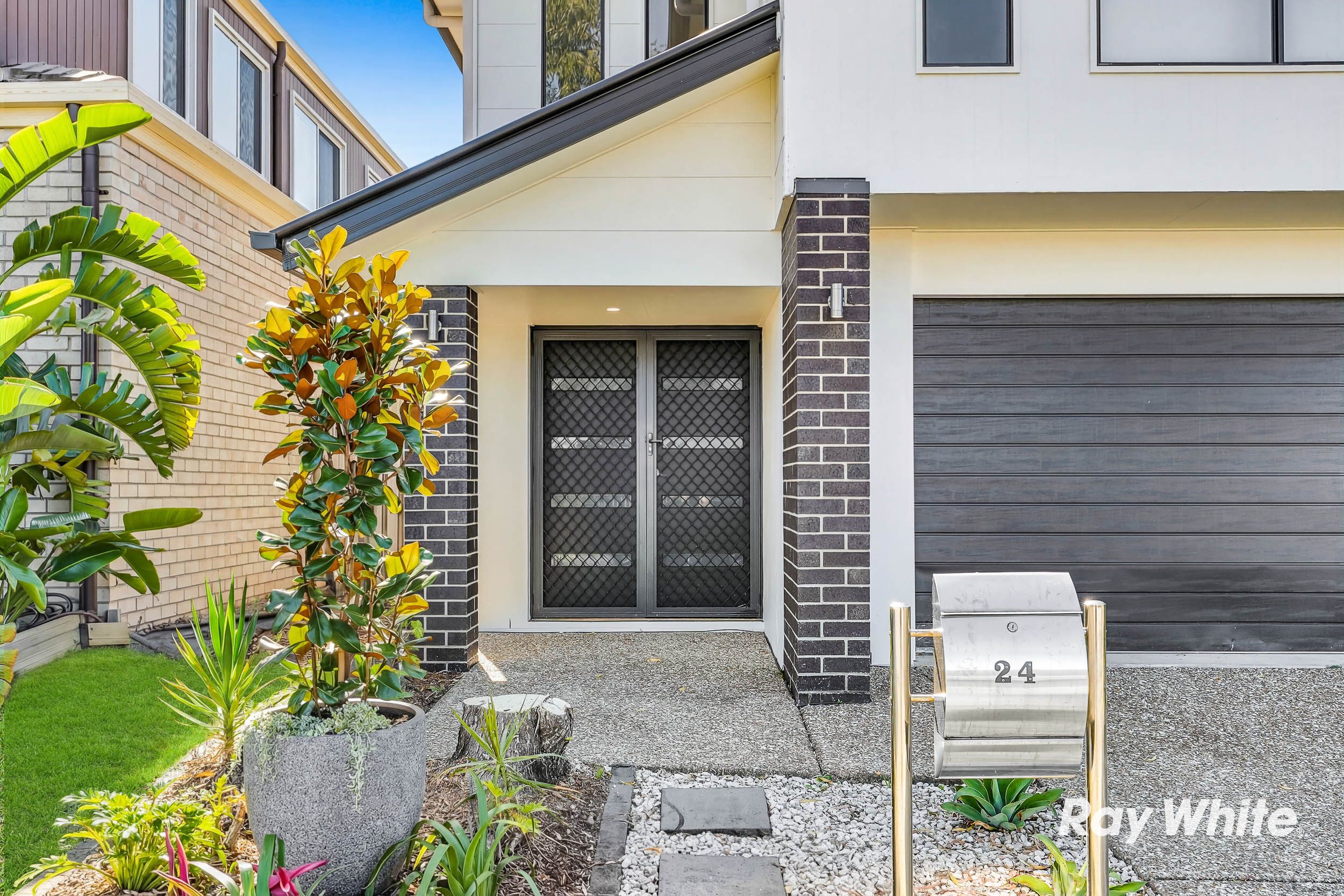 24 Serene Crescent, Springfield Lakes, QLD 4300