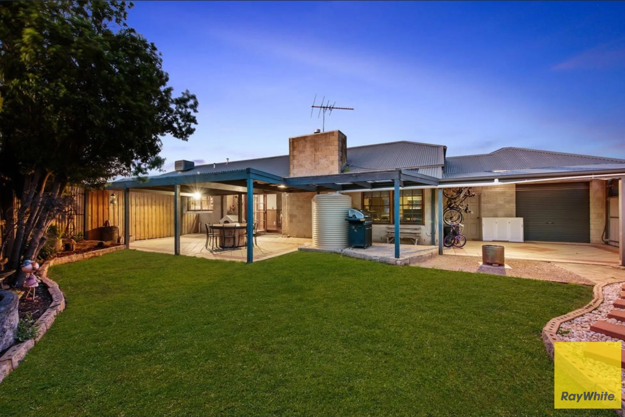 6 Parkview Close, Hoppers Crossing, VIC 3029