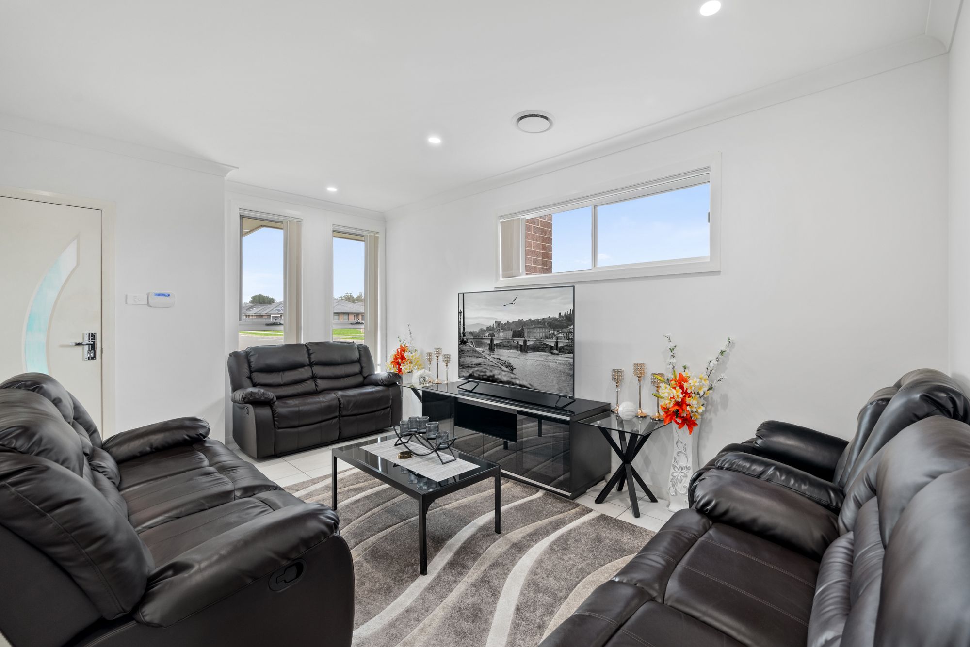 111 Dardanelles Road, Edmondson Park, NSW 2174