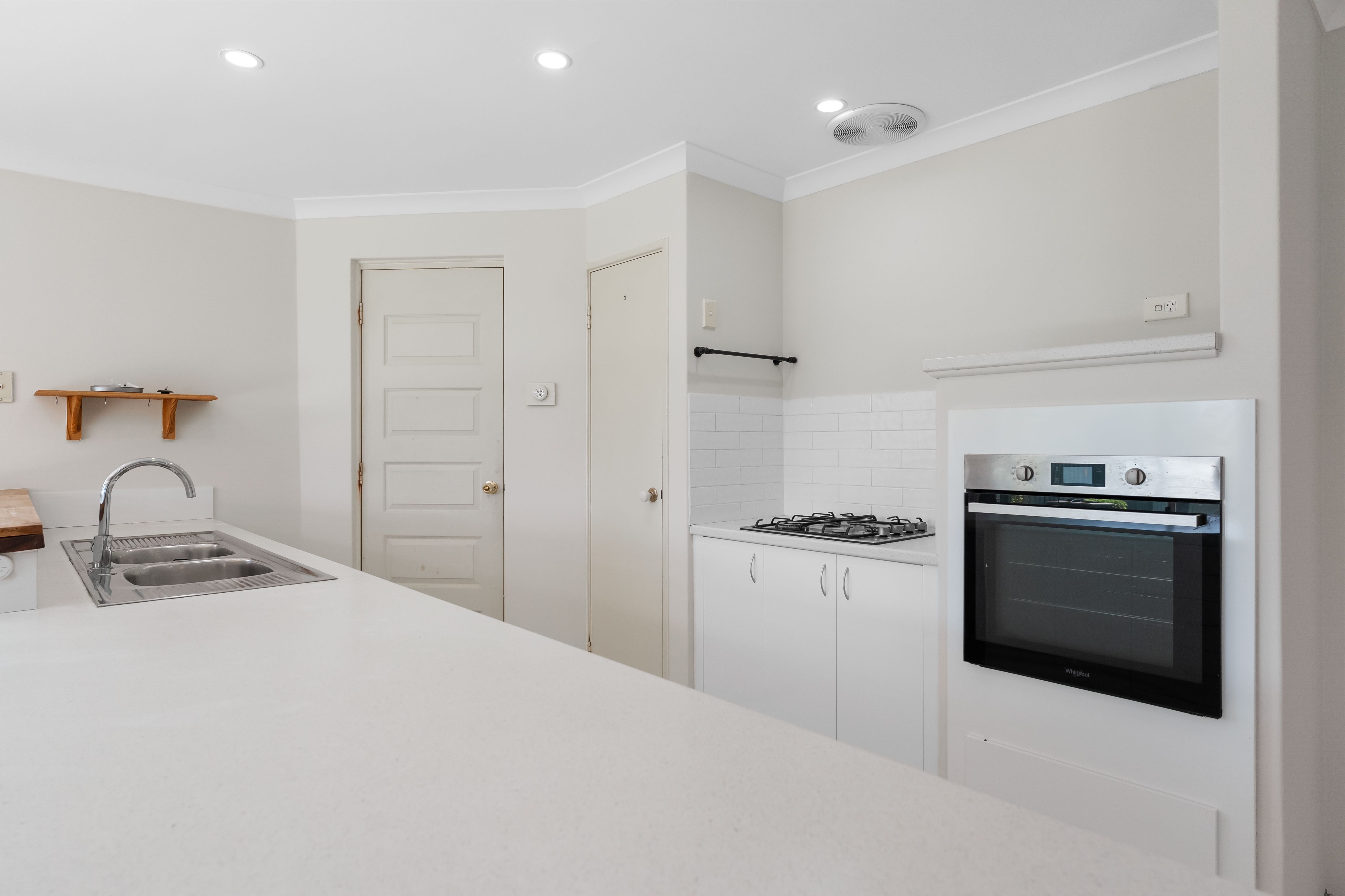 9 Helena Road — photo 13 of 30