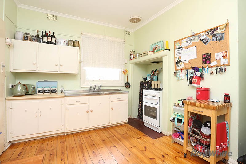 3 Kelly Street, Clare, SA 5453