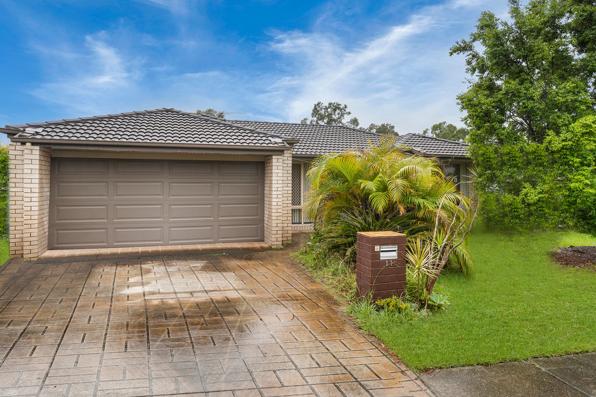 11 Mapelton Circuit, Parkinson, QLD 4115
