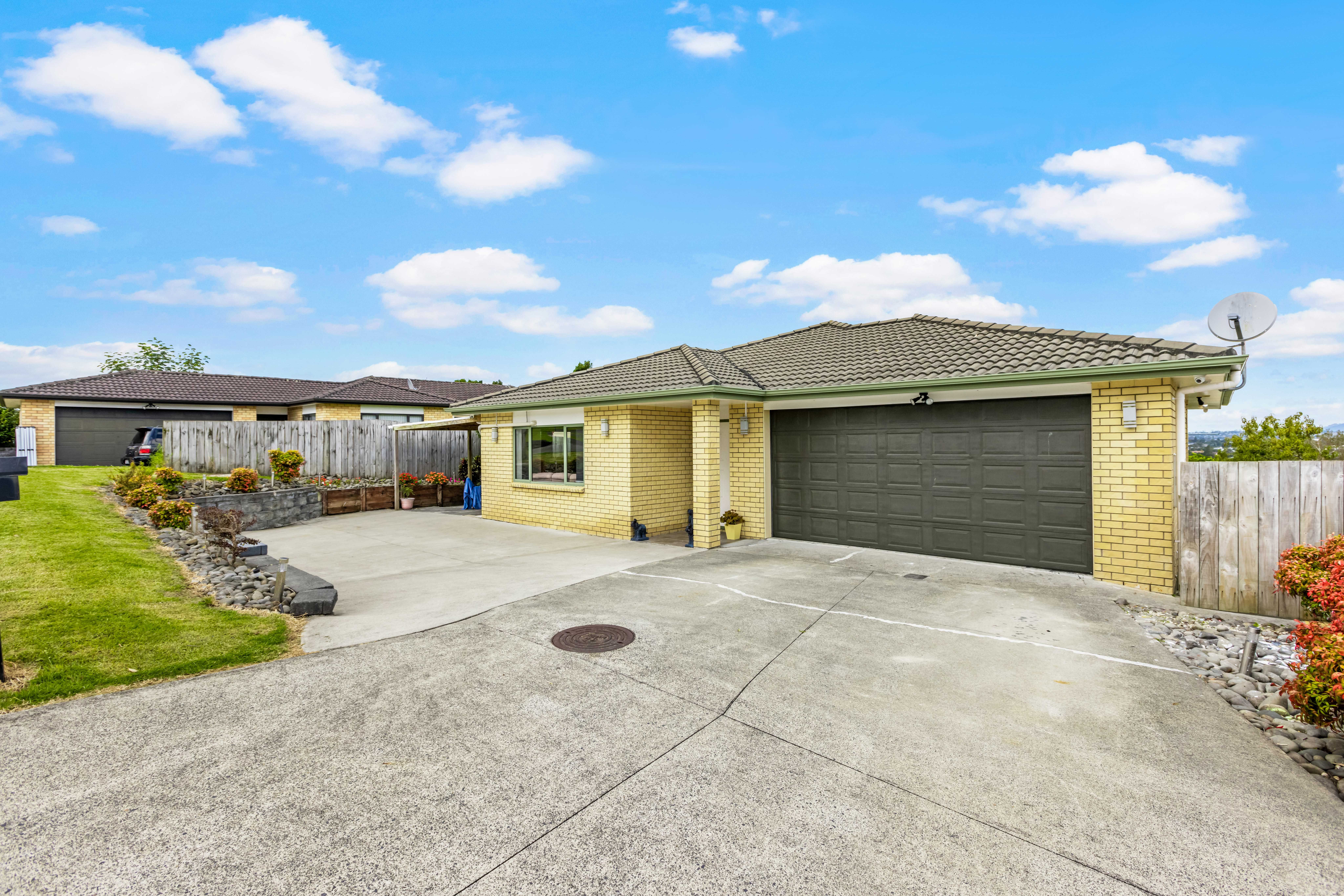 22 Gordon Stanley Drive, Massey, Waitakere City