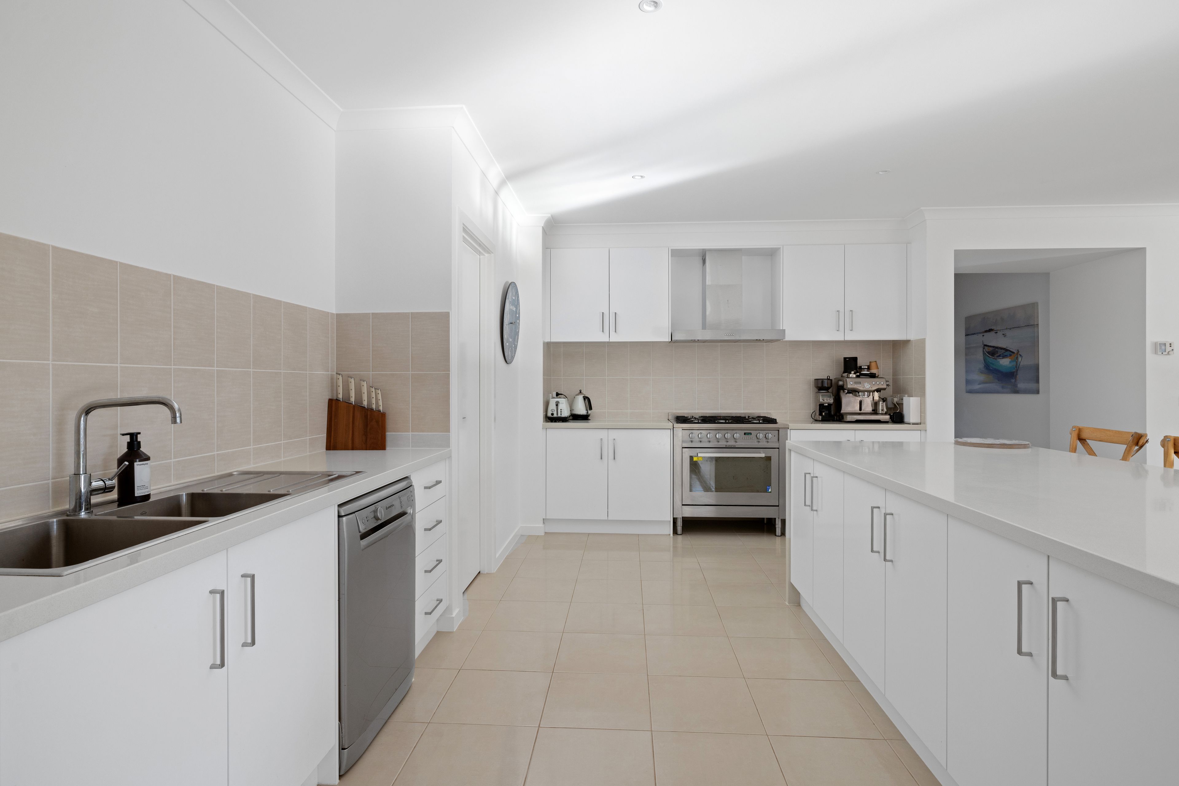 30-32 Paperbark Place — photo 3 of 19
