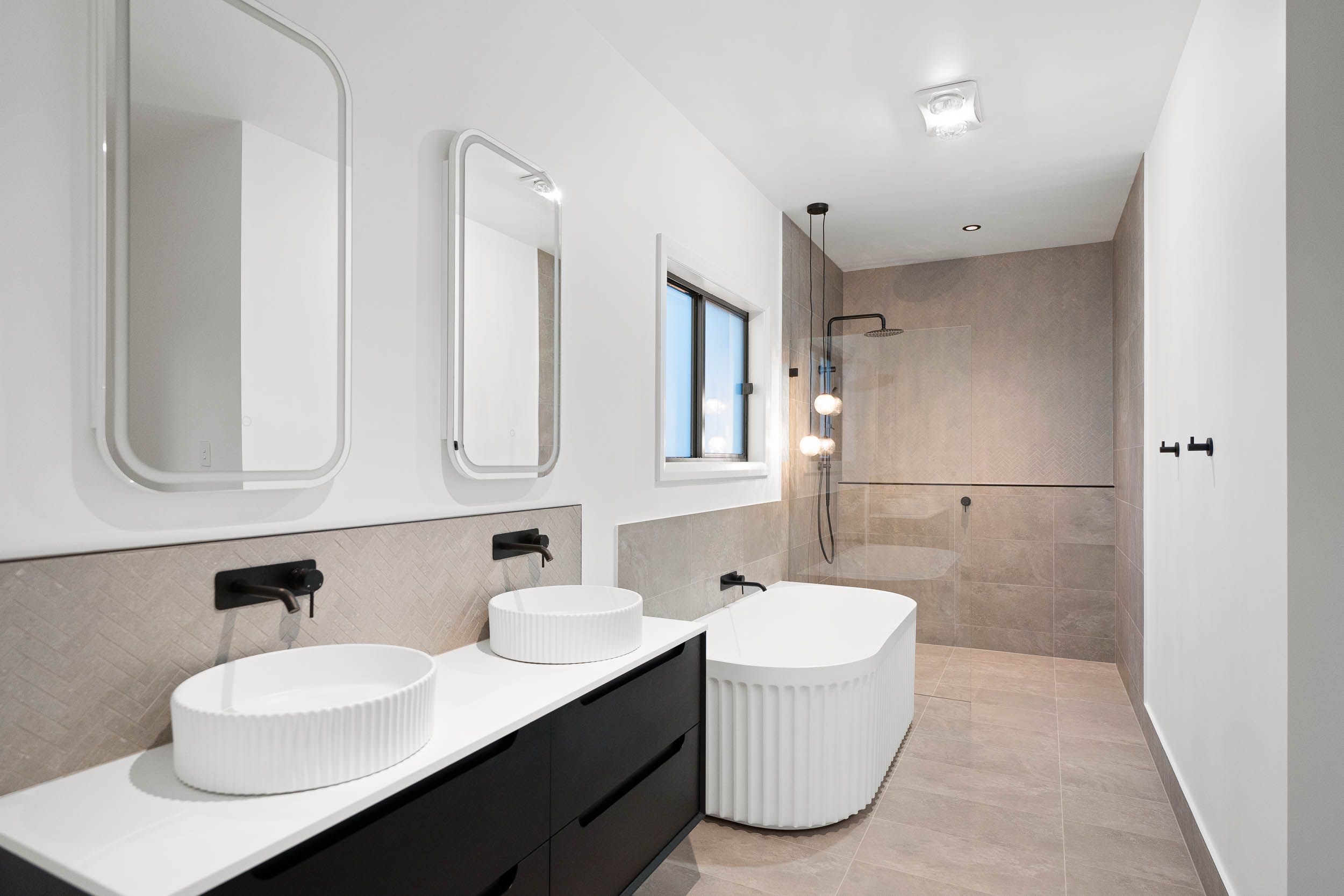 121 Reservoir Road — photo 10 of 26