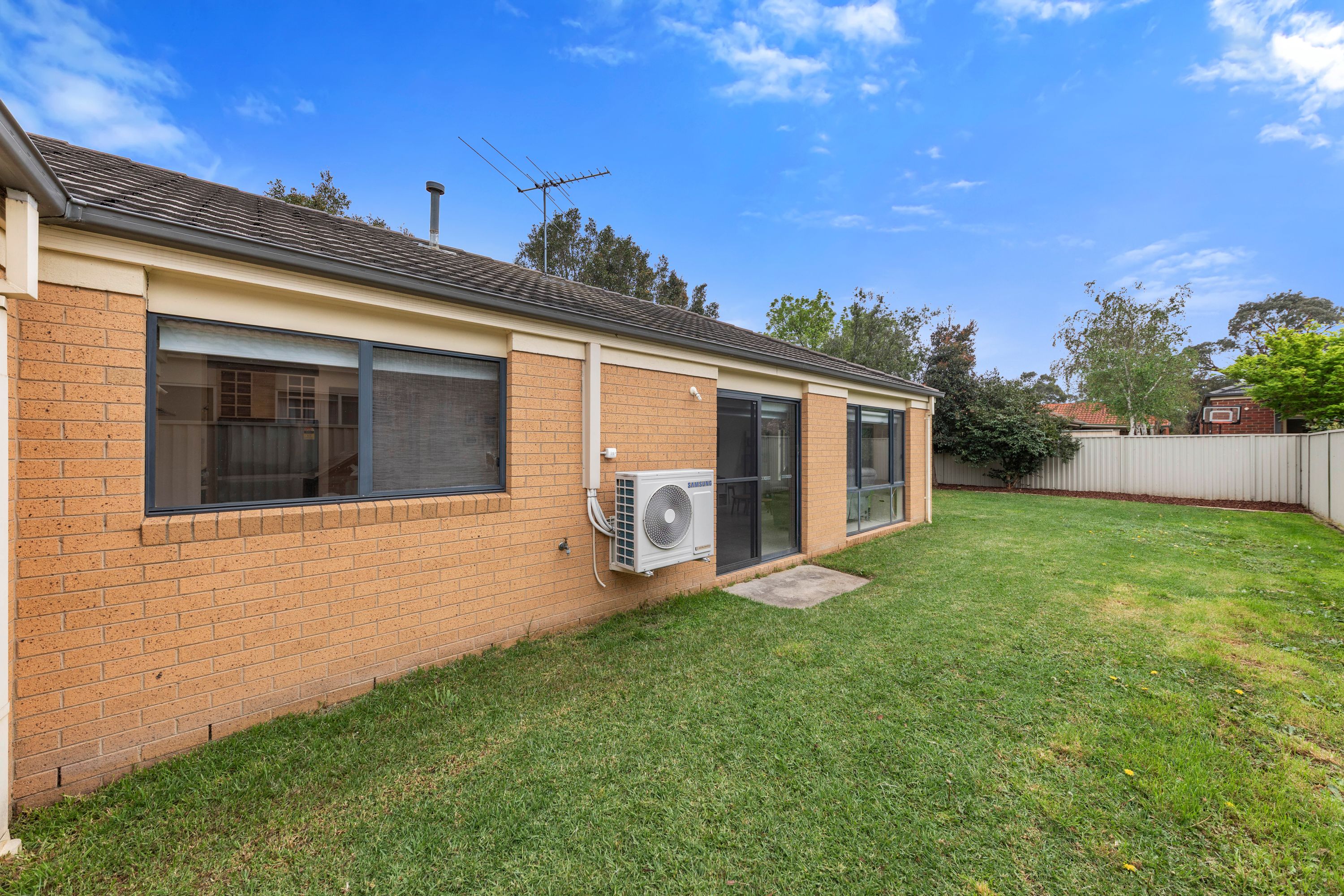 81 Oaklands Way — photo 16 of 21