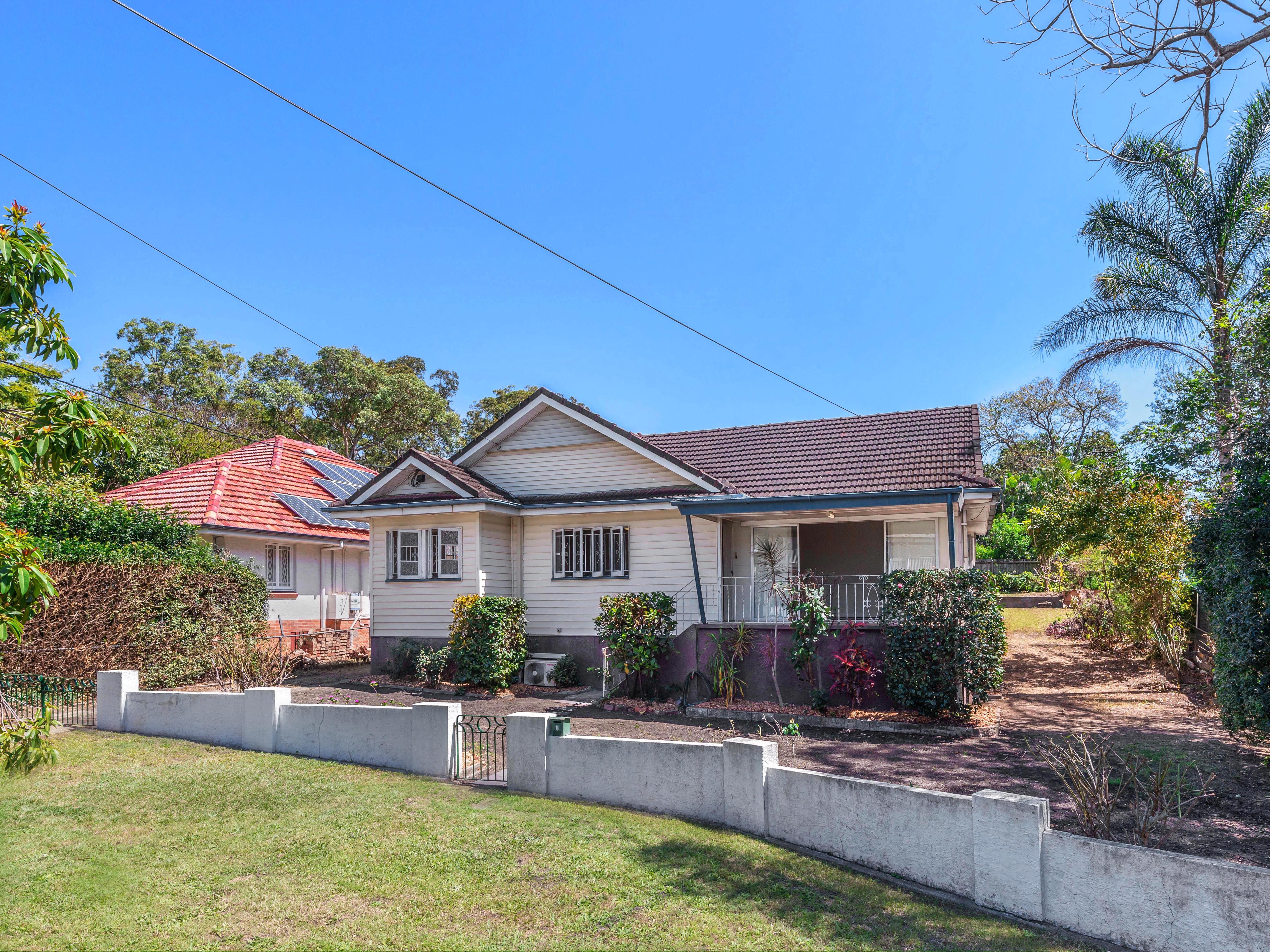 11 Tweed Street, Ashgrove QLD 4060