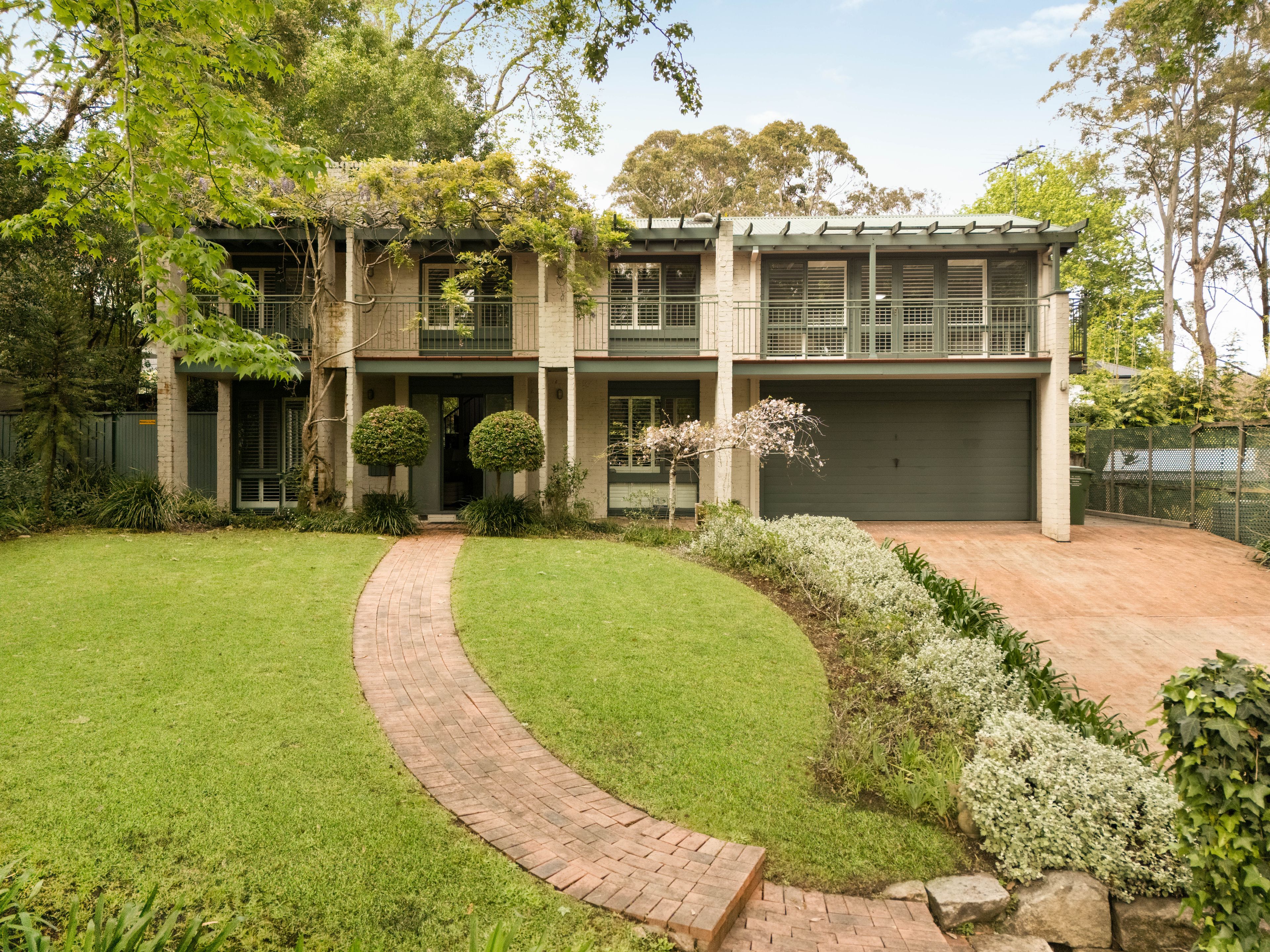 45 Alice Street — photo from Ray White Upper North Shore