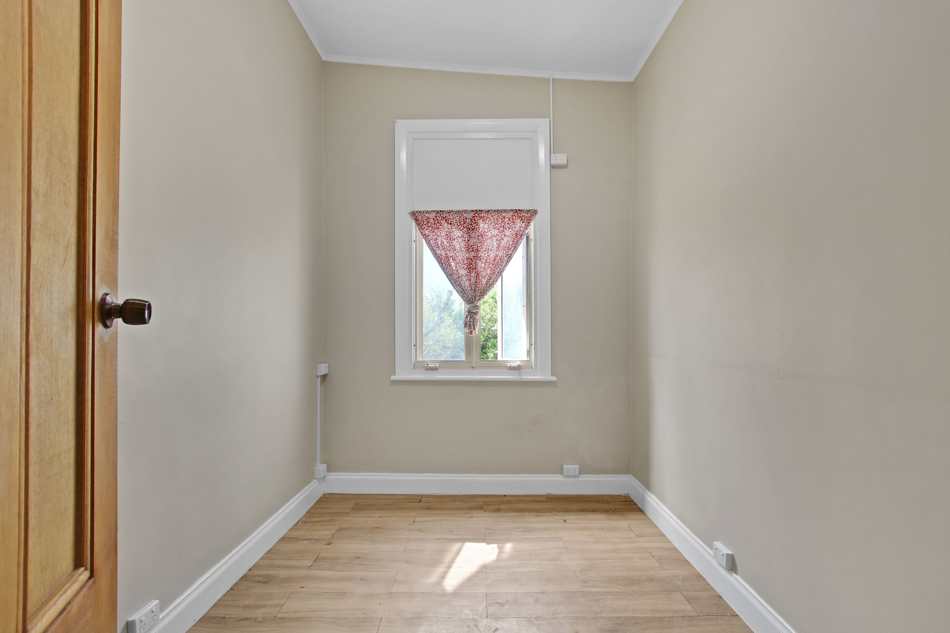 93 McGuire Terrace — photo 5 of 28