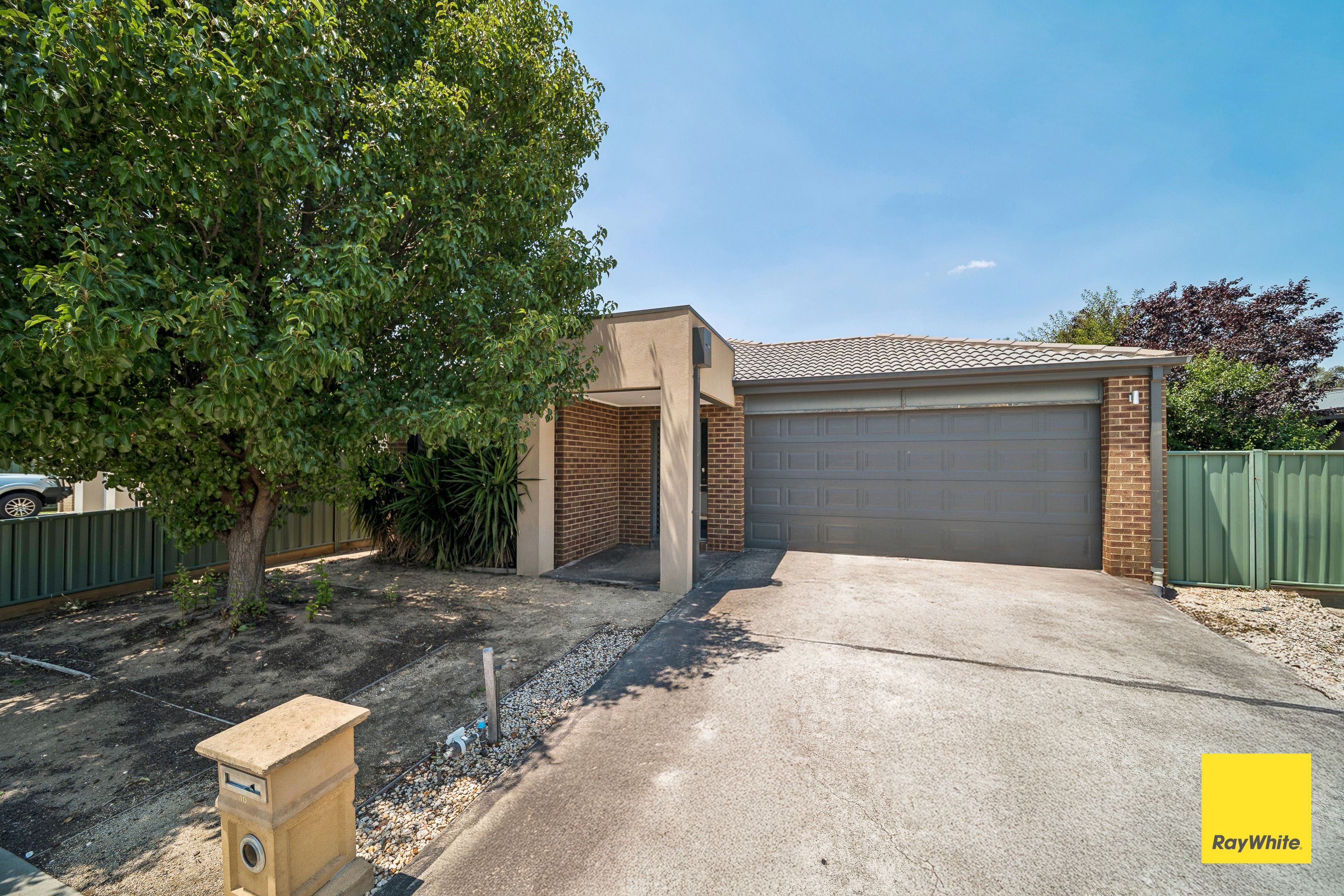 10 Triplett Avenue, Ascot, VIC 3551