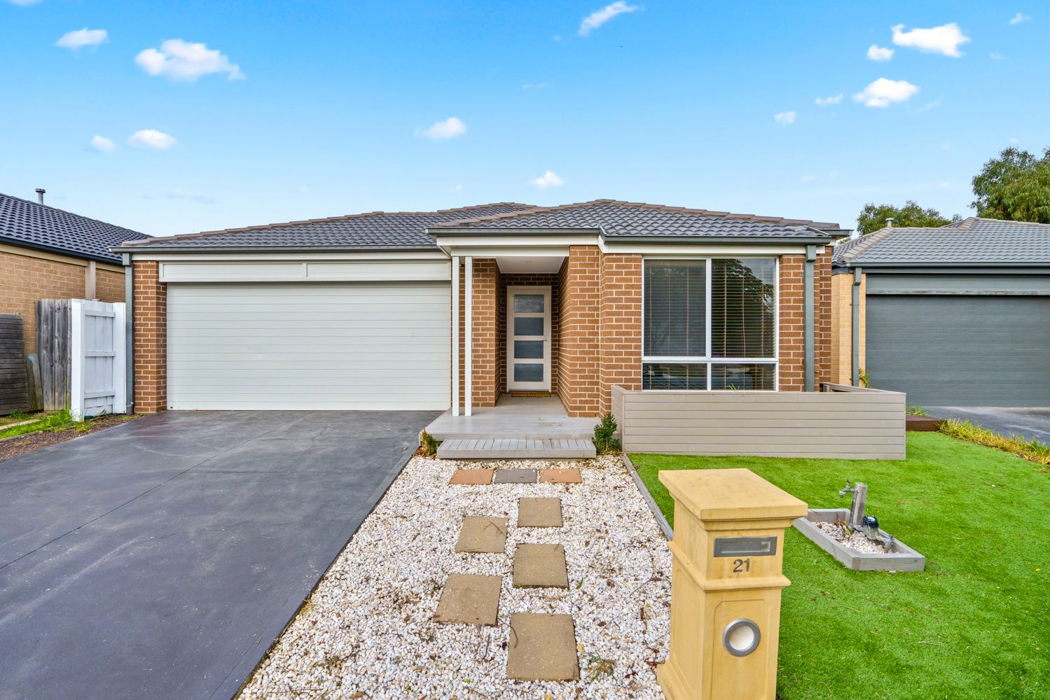 21 Fitzwilliam Drive — photo from Ray White Eltham
