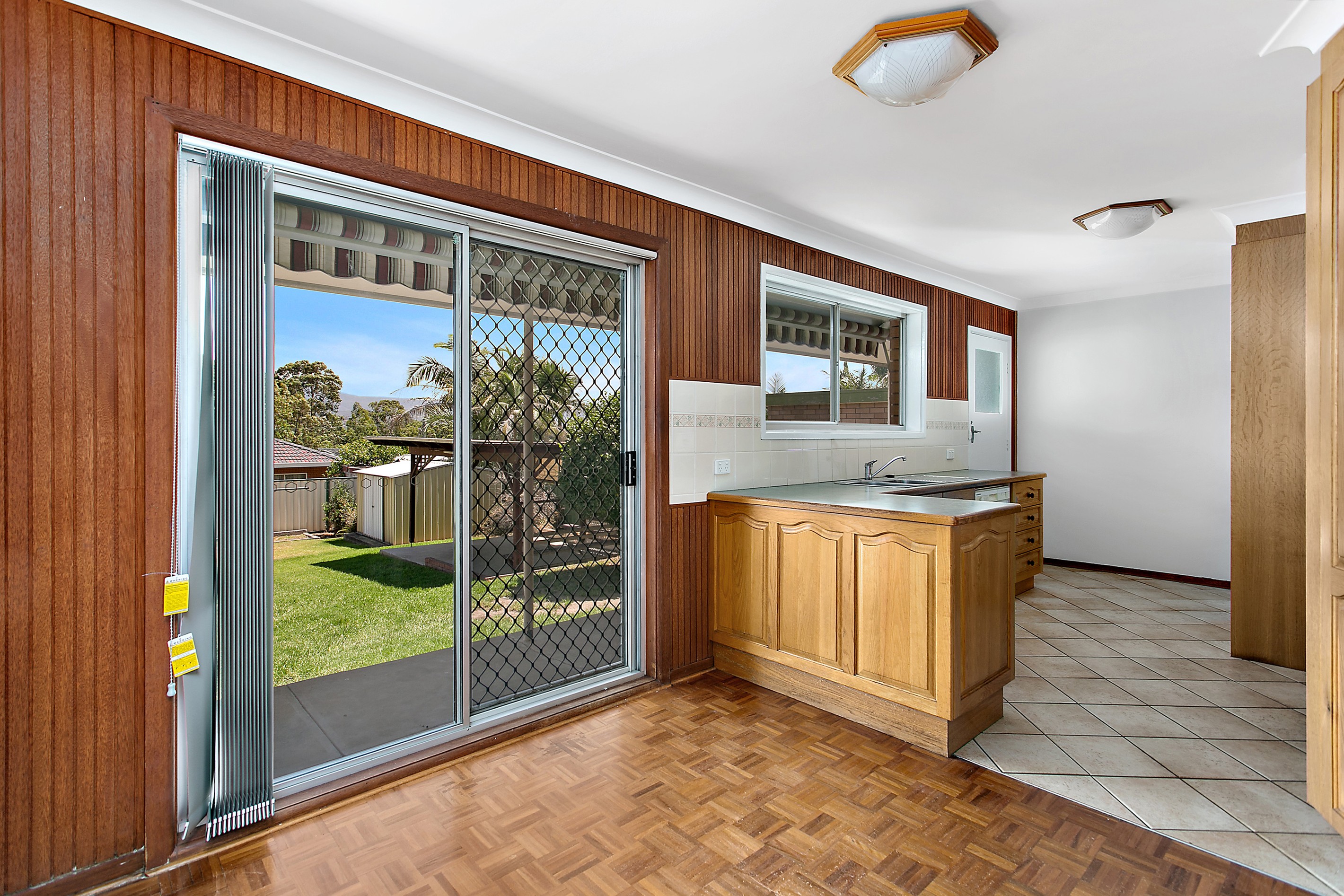 15 Robyn Road, Albion Park Rail, NSW 2527