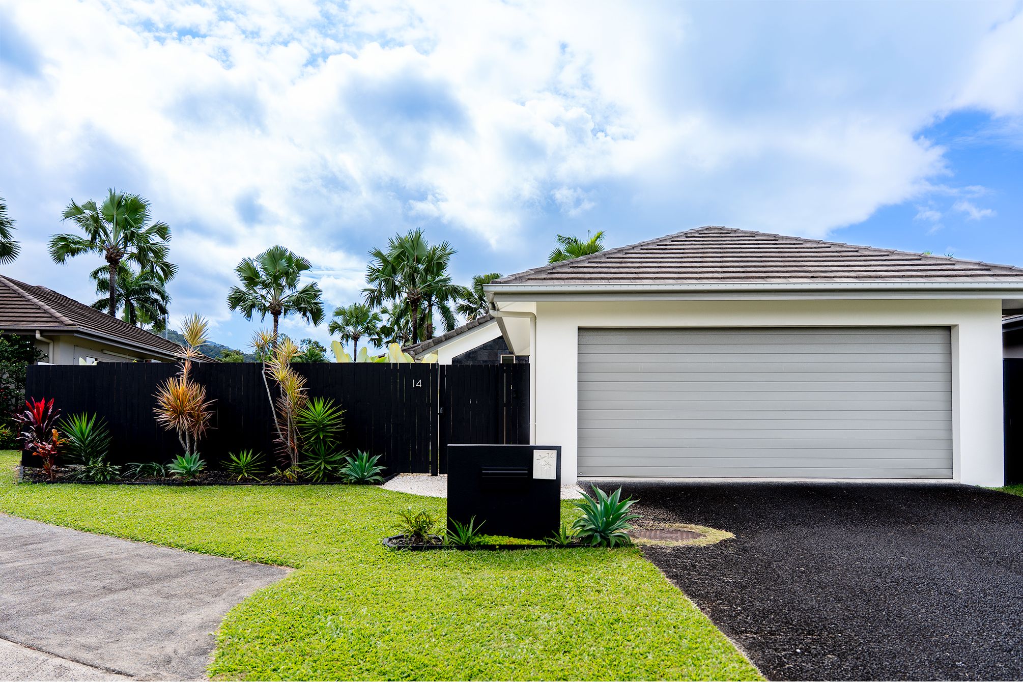 14/1-11 Paradise Palms Drive — photo 17 of 21