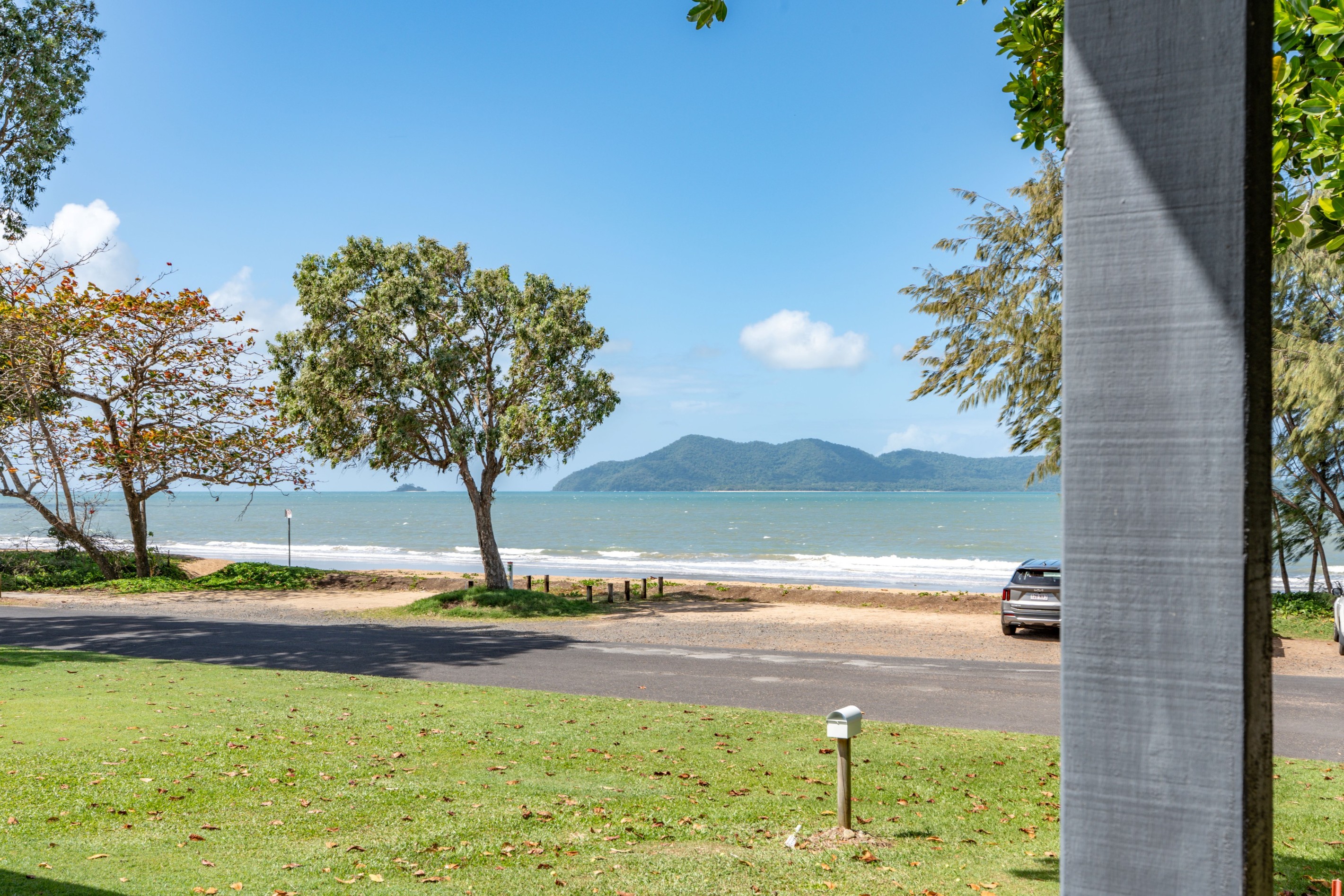 14 KENNEDY Esplanade, SOUTH MISSION, QLD 4852