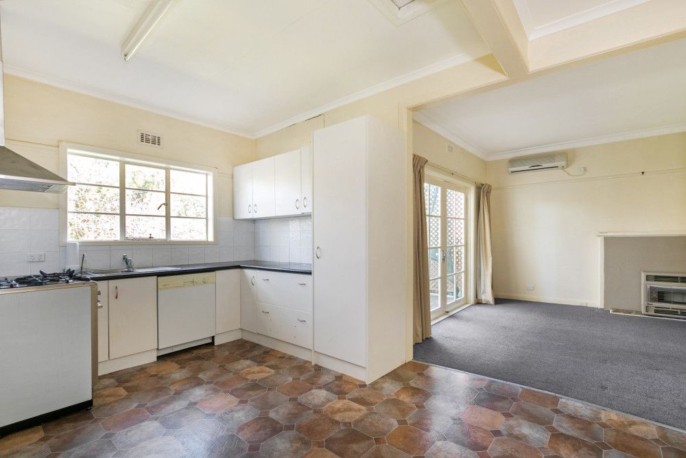 26 Starcross Avenue, Croydon, VIC 3136