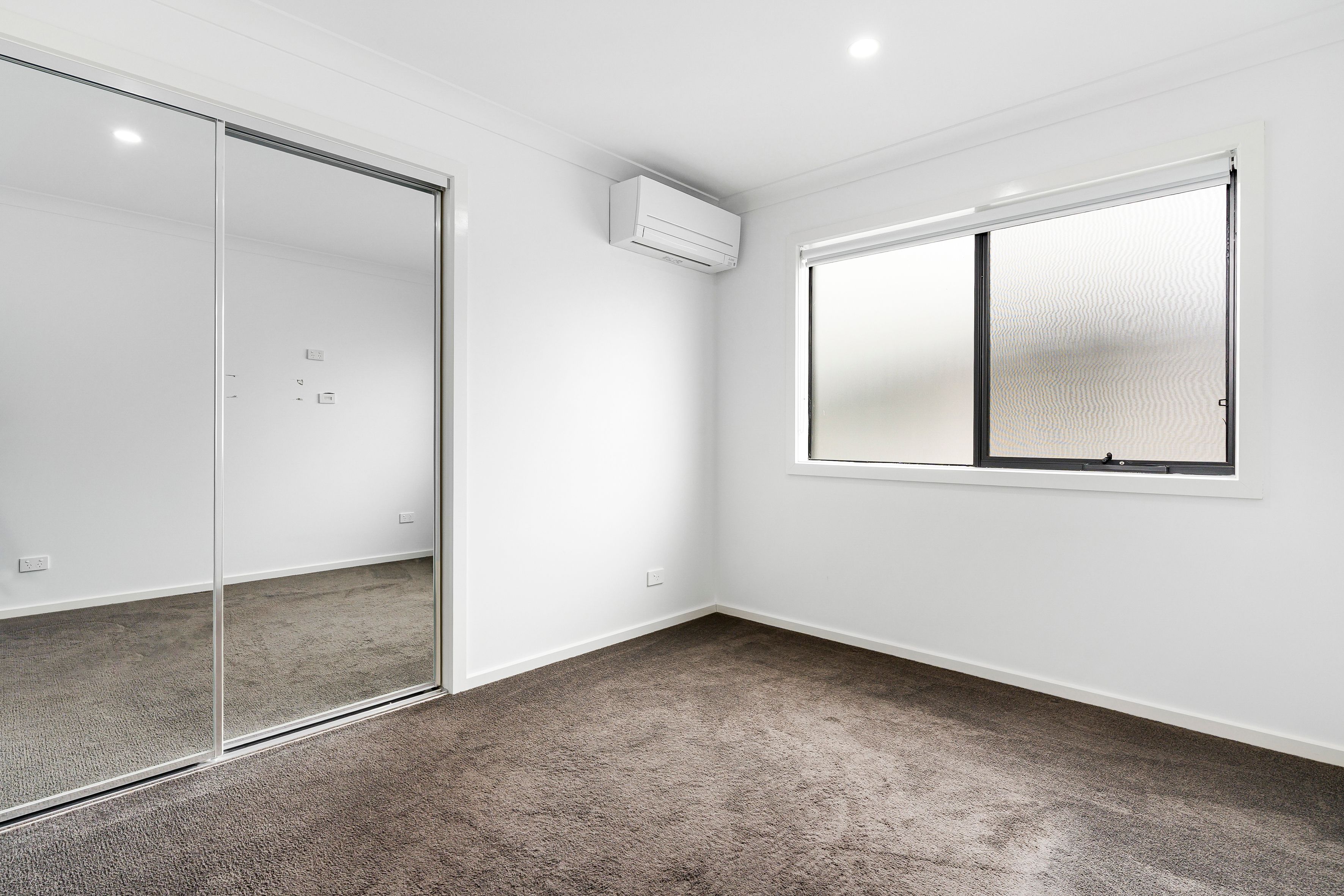27 Arramont Road — photo 11 of 16