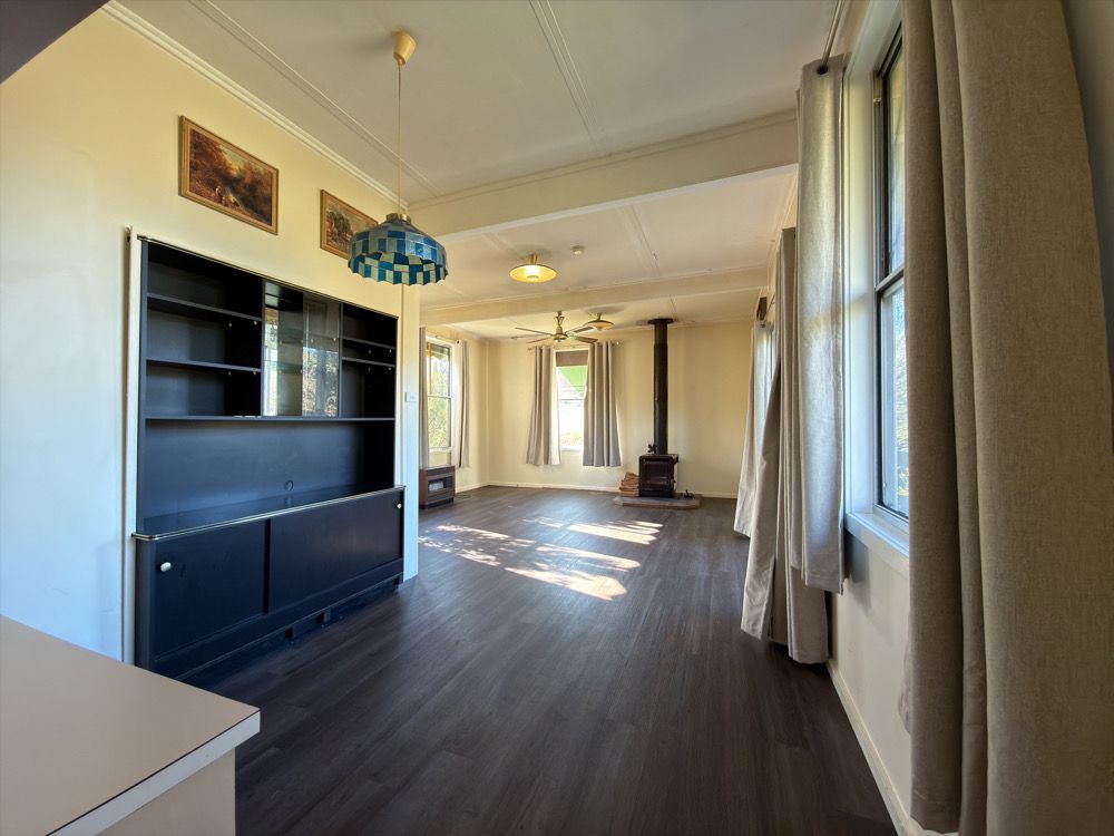 18 Chisholm Street — photo 6 of 13