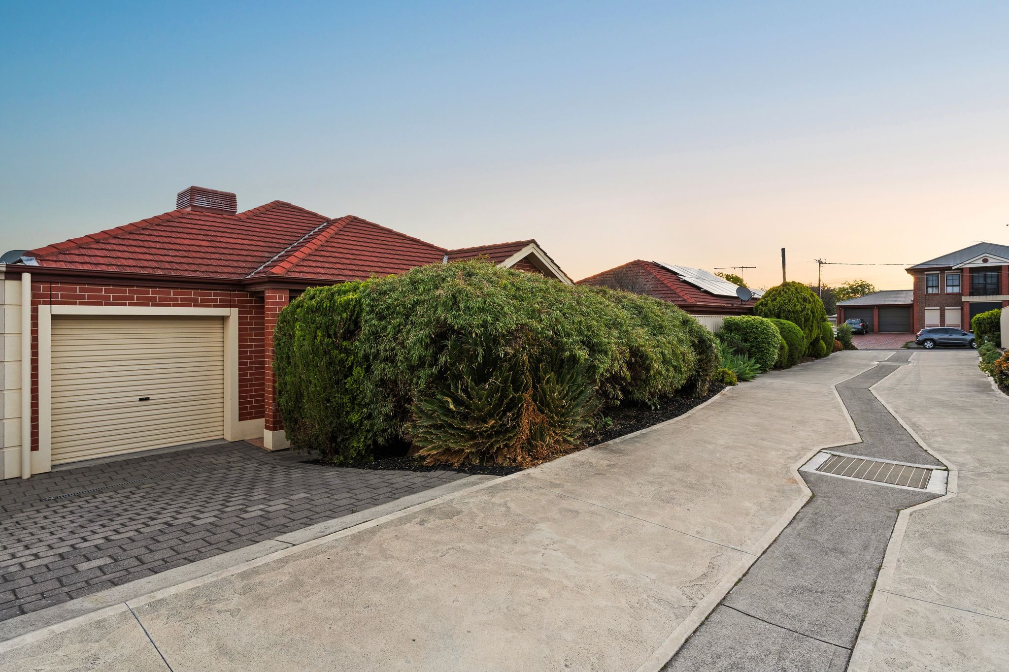 12/13-17 Avoca Street — photo from Ray White Prospect