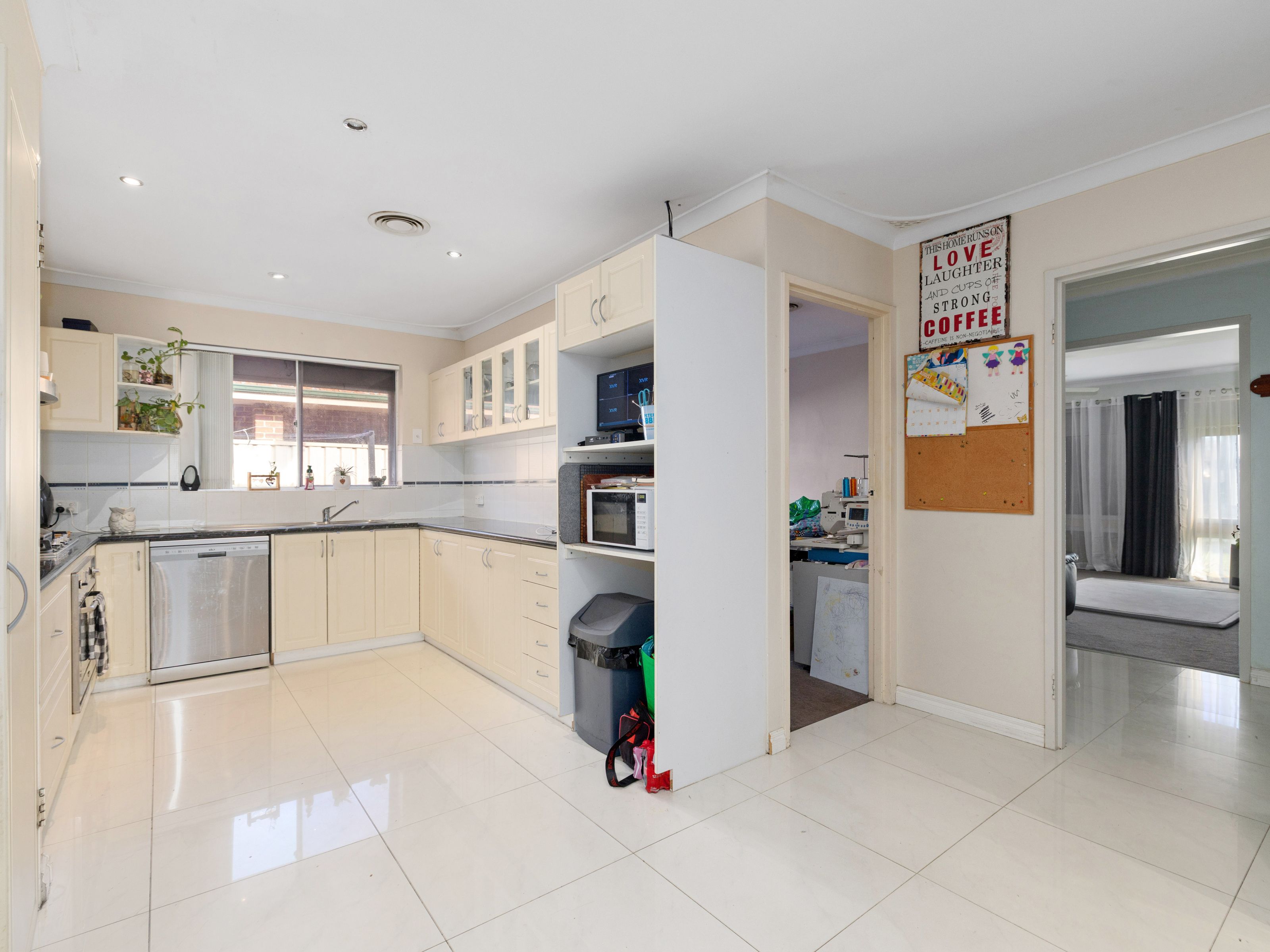 76 Elizabeth Street — photo 8 of 30