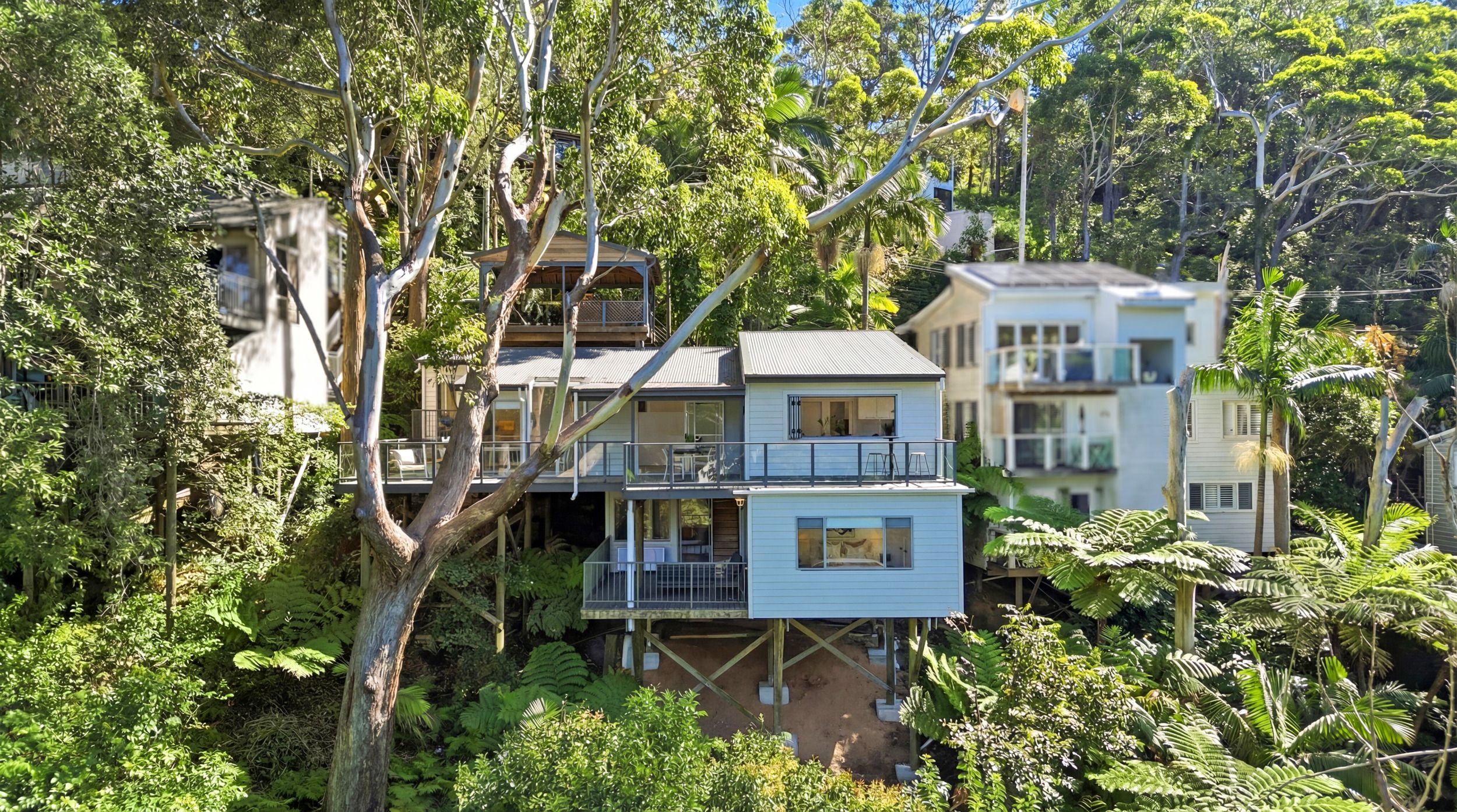 55 Surf Rider Avenue — photo 14 of 17