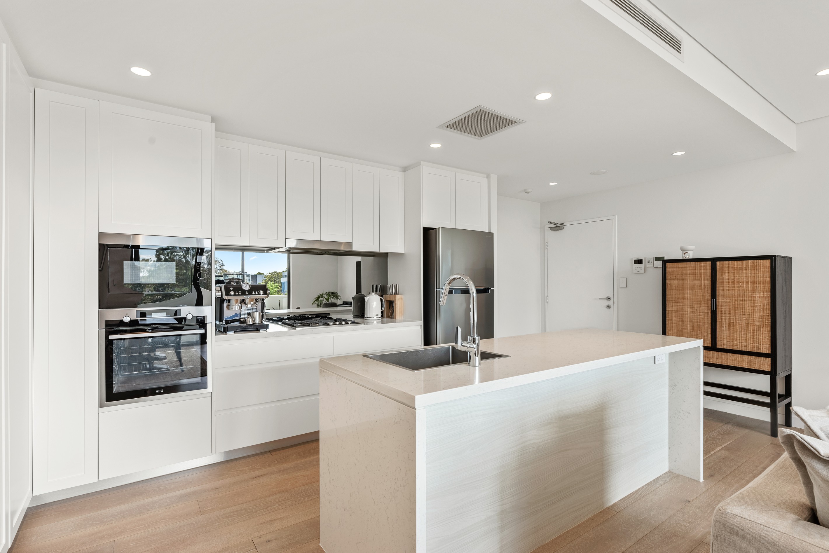 206/552 President Avenue, Sutherland, NSW 2232