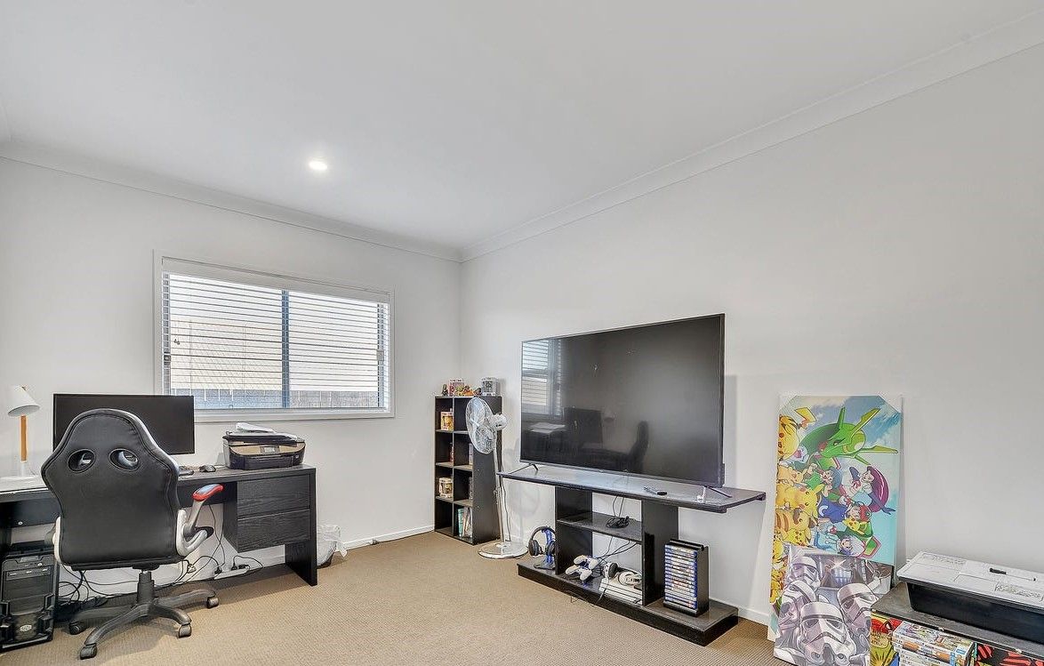 9 Naren Street, SPRING MOUNTAIN, QLD 4300 House for Rent Ray White