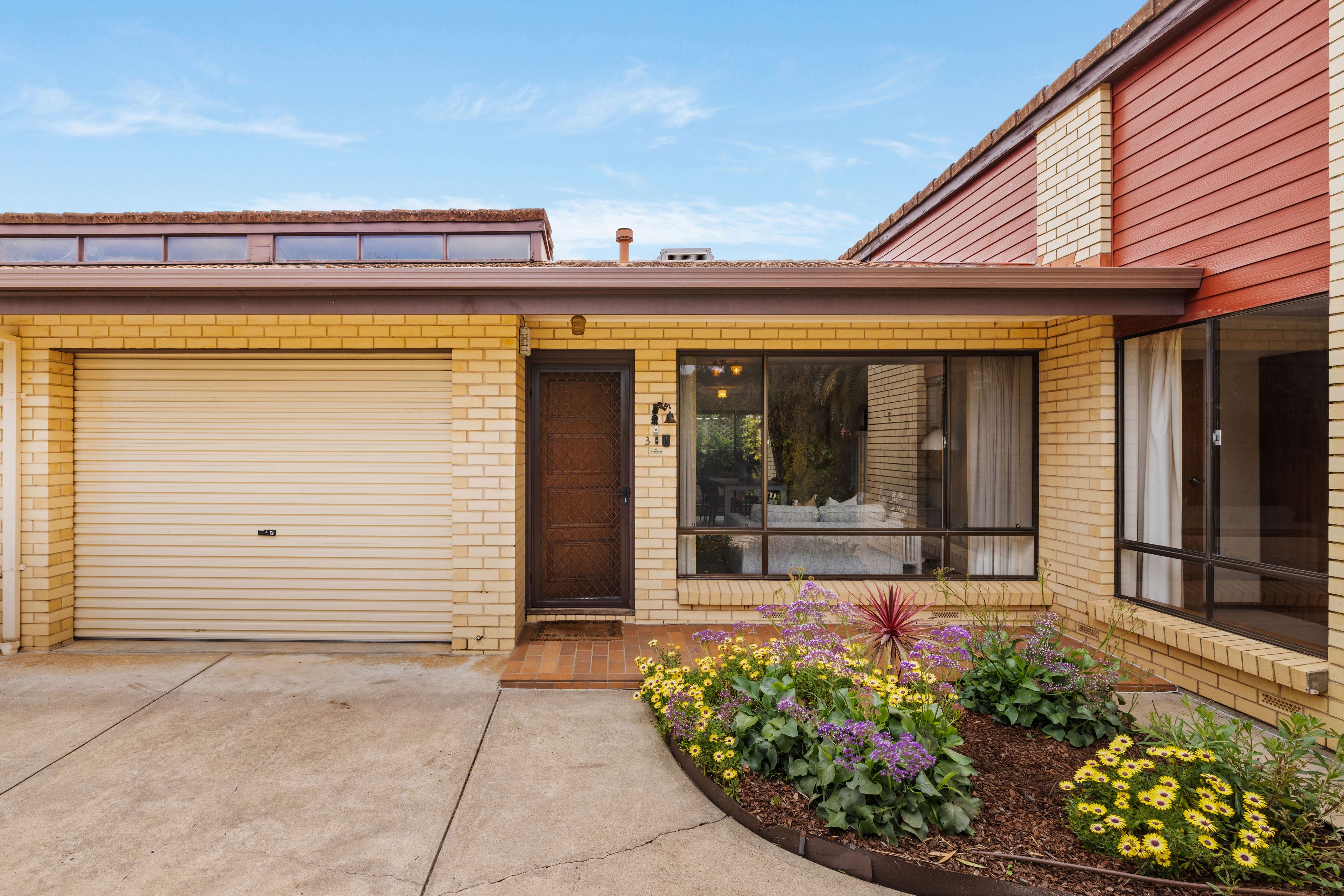 3/13 Leane Avenue — photo from Ray White Prospect