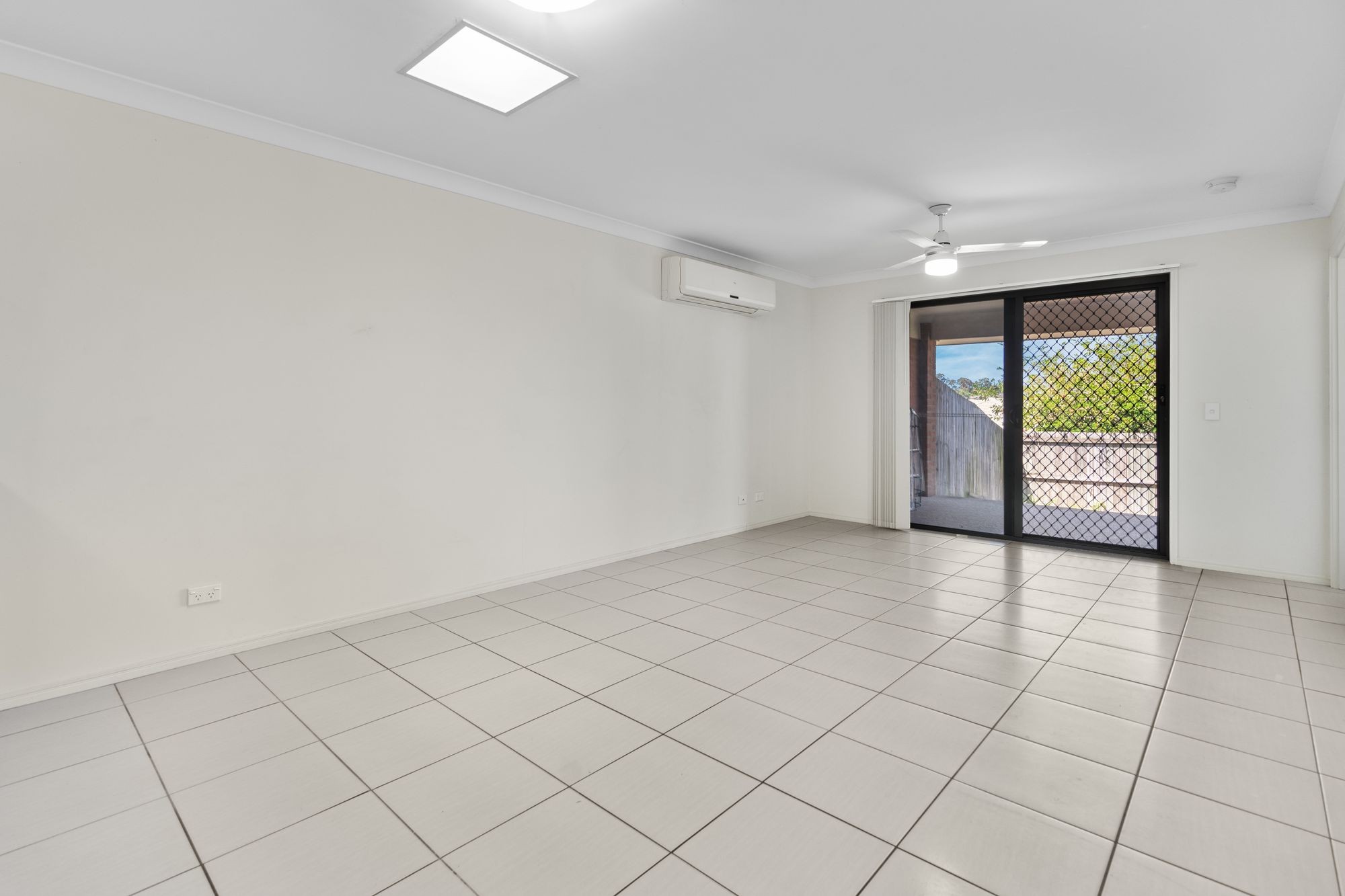 2/115 Sarah Drive, Yamanto, QLD 4305