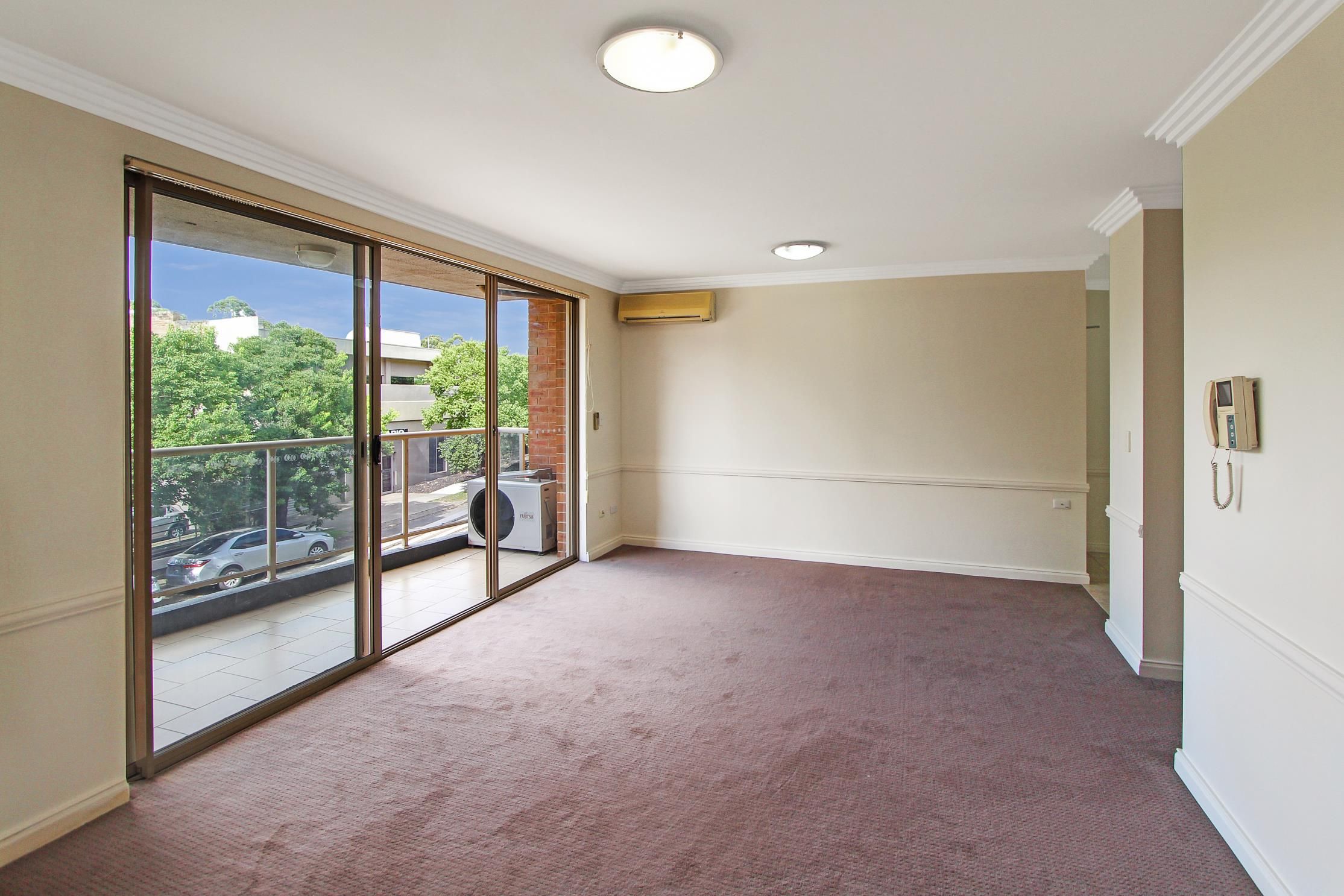 2/97 Anzac Avenue, West Ryde, NSW 2114
