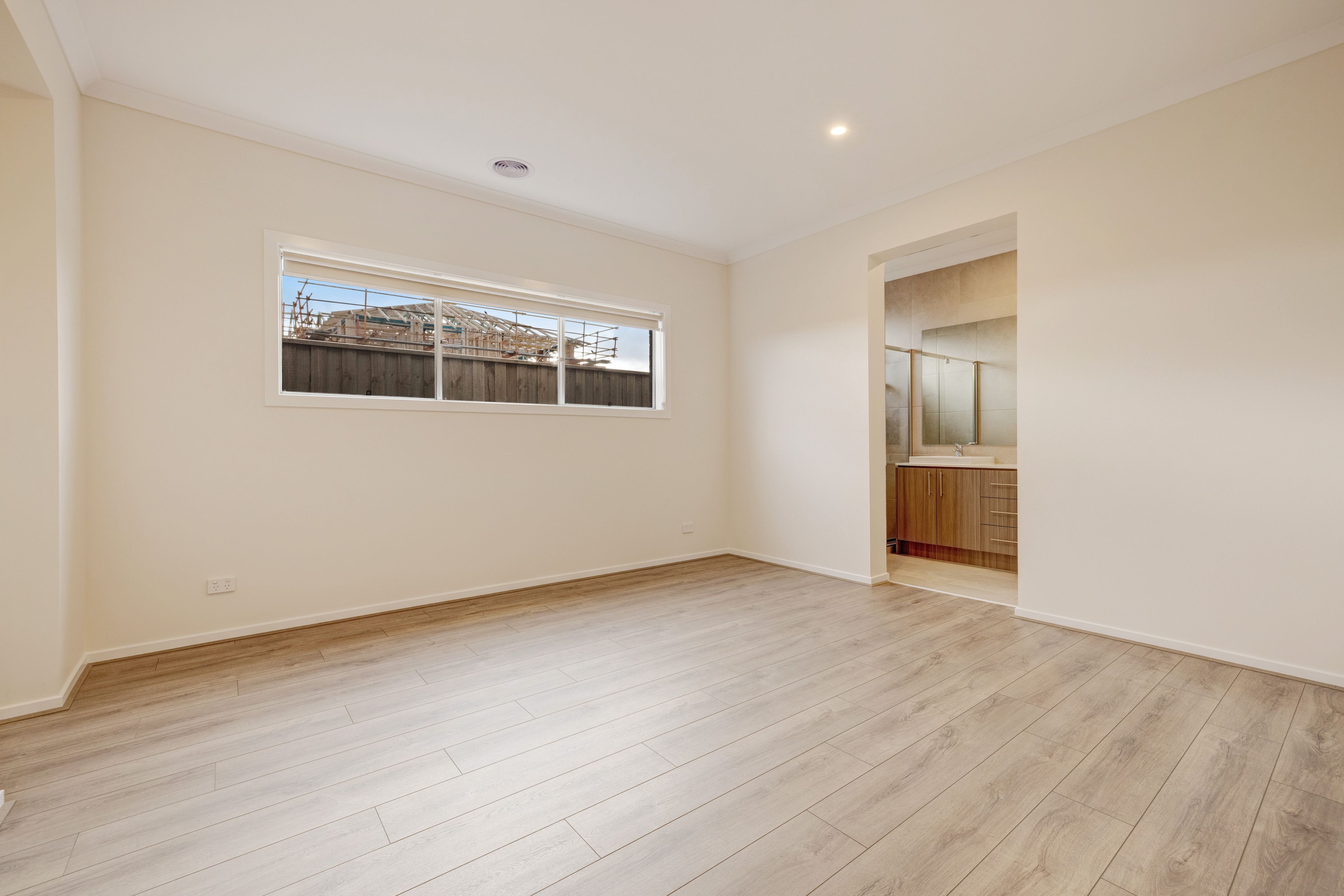 12 Foxfort Street — photo 6 of 6