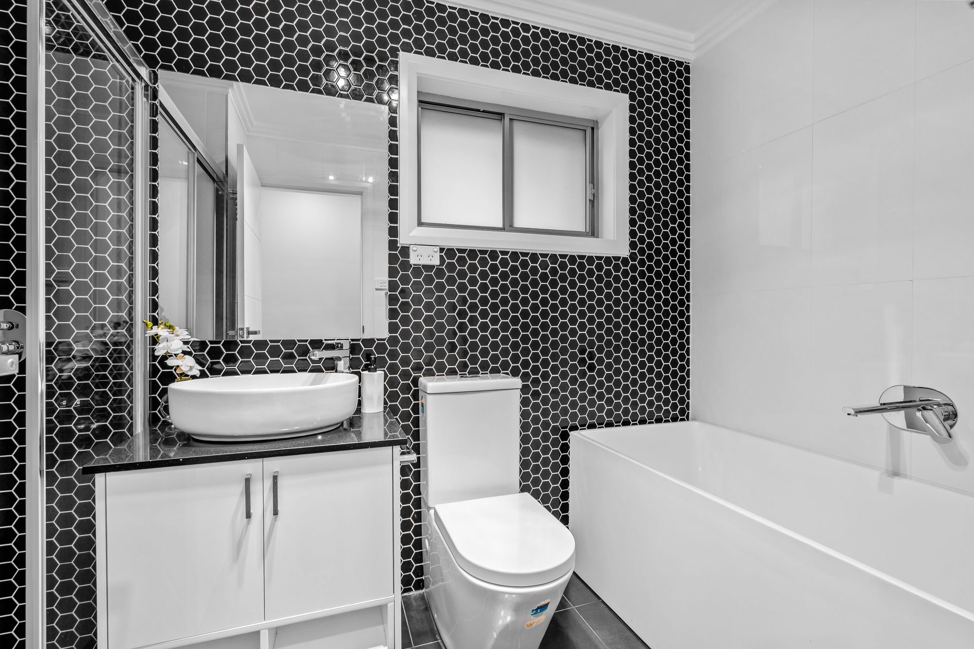 1 Faulconbridge Street — photo 10 of 23