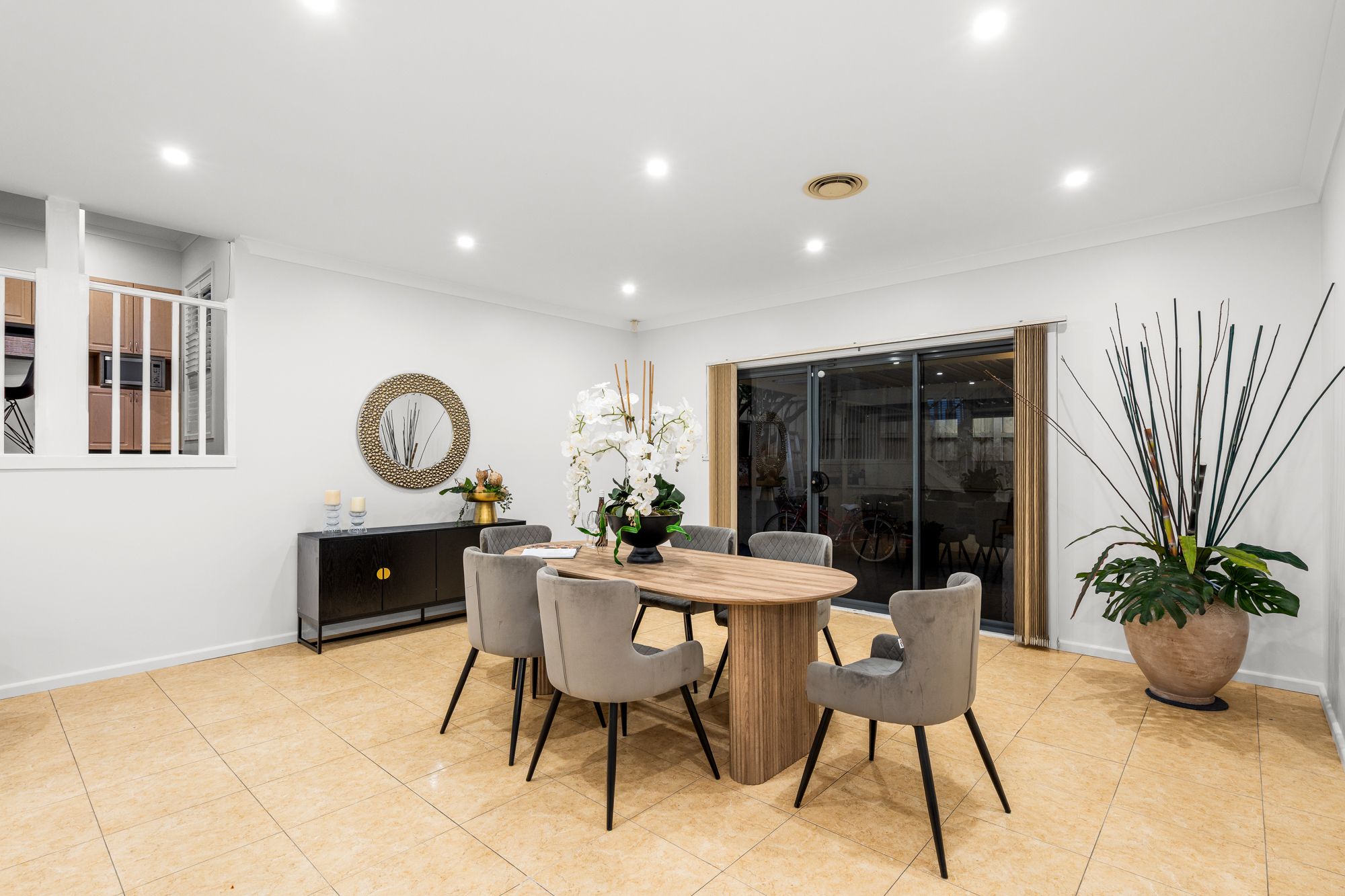 4 Sovereign Avenue — photo 3 of 20