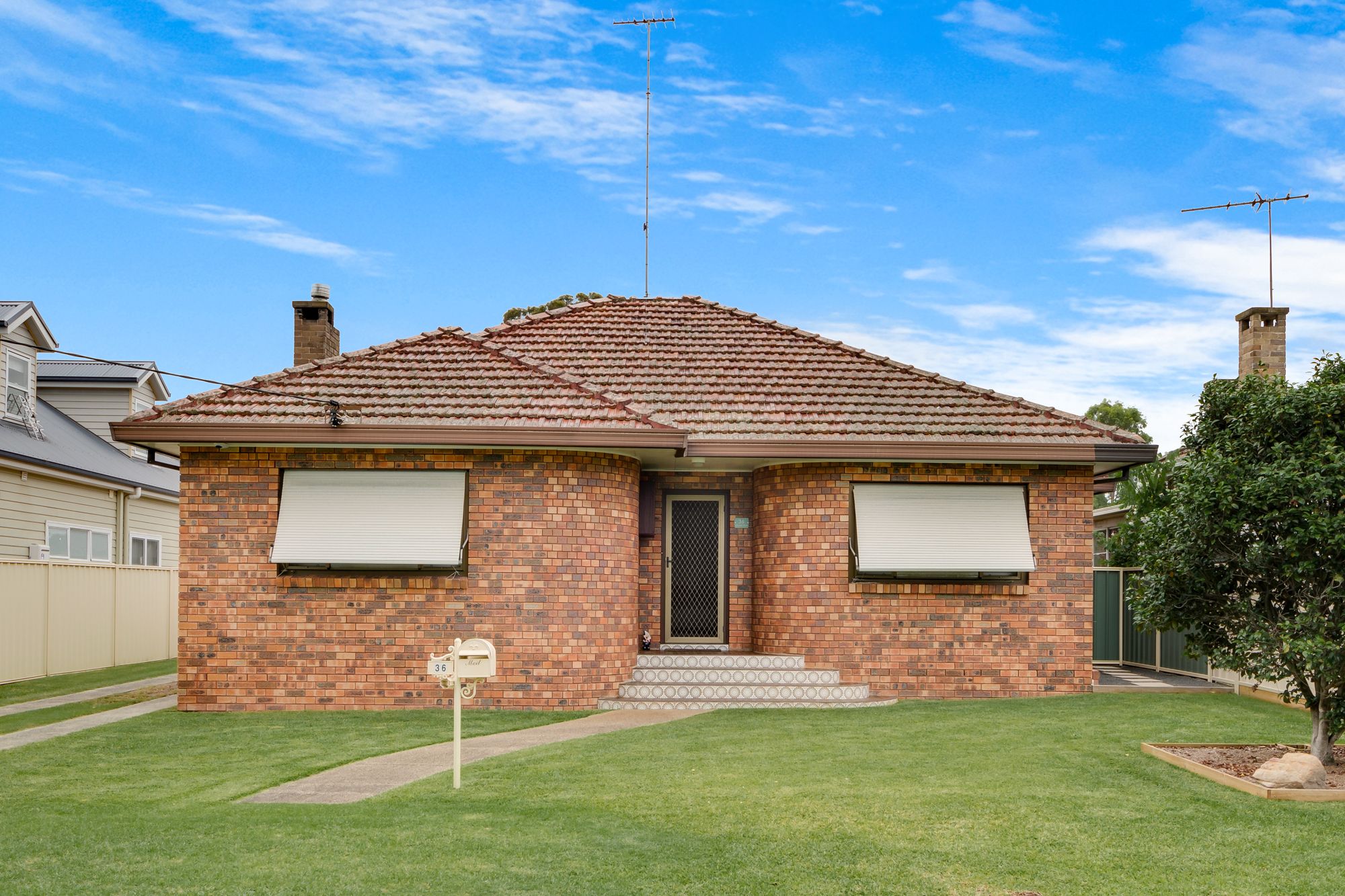 Elderslie, NSW 2570