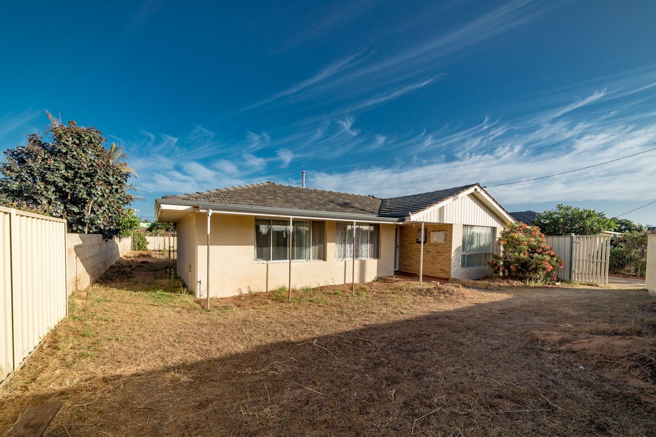 109 Railway Street, Bluff Point, WA 6530