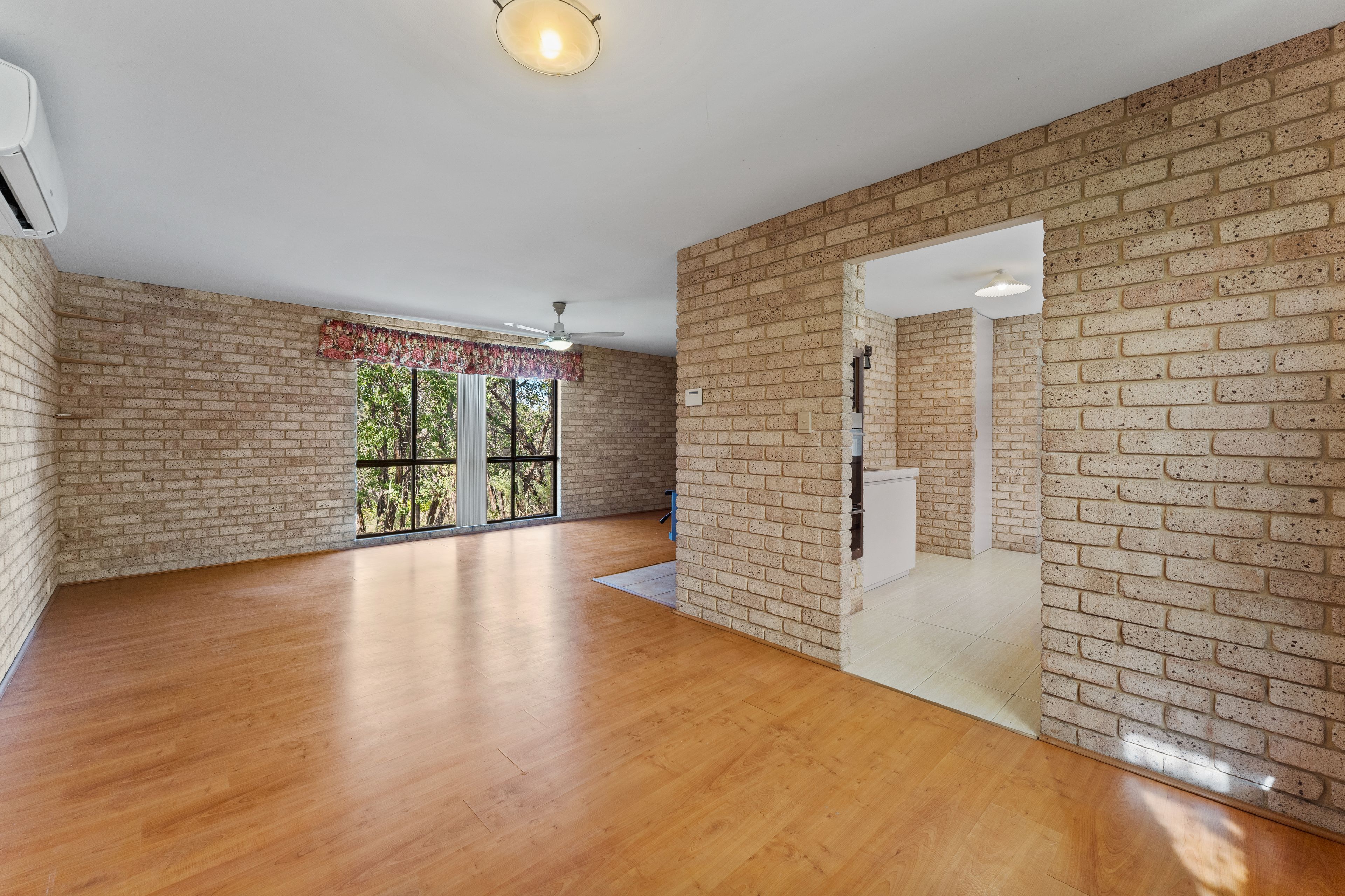 1120 Baldivis Road — photo 4 of 24