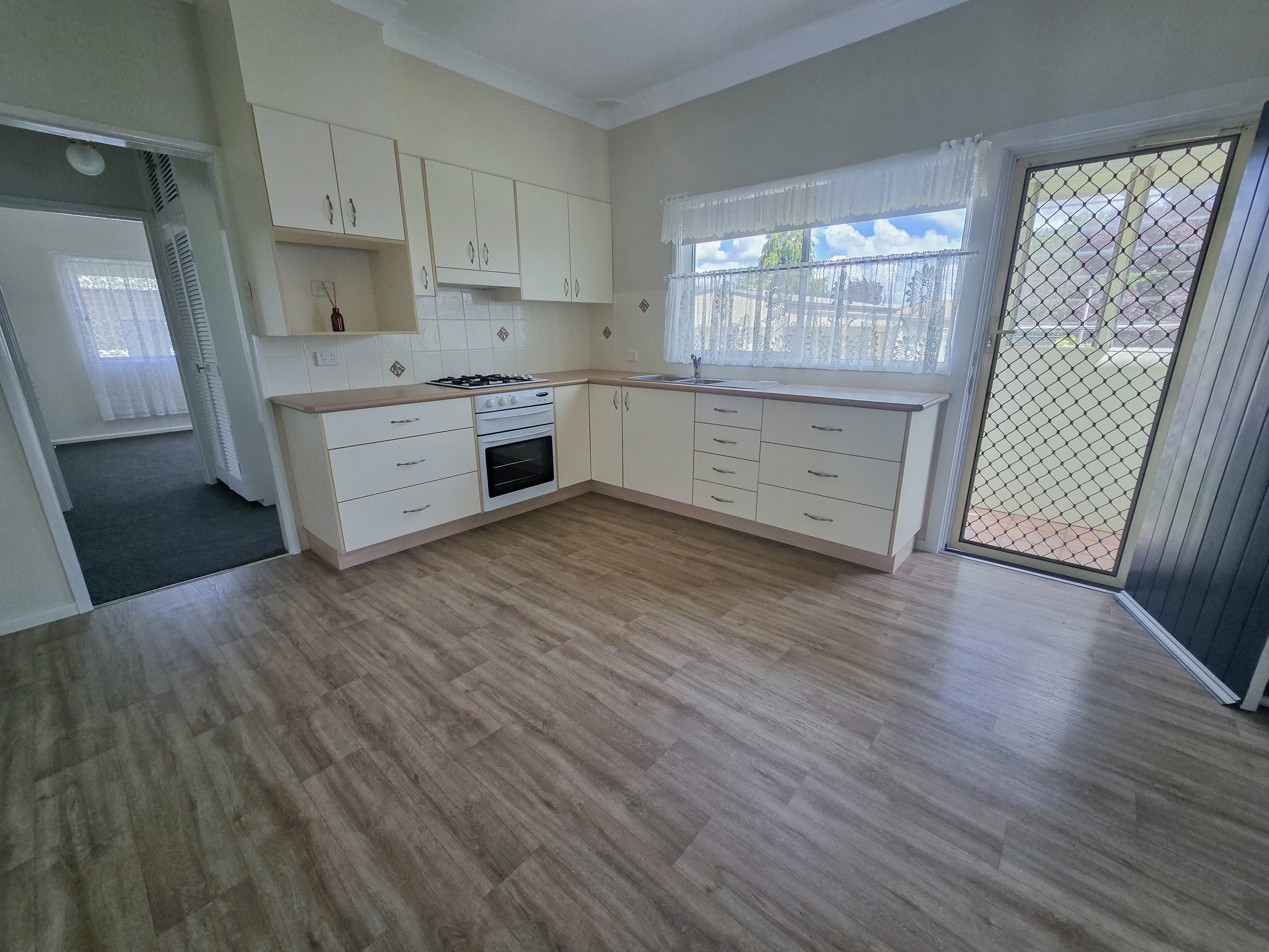 4 Waratah Avenue, Orange, NSW 2800