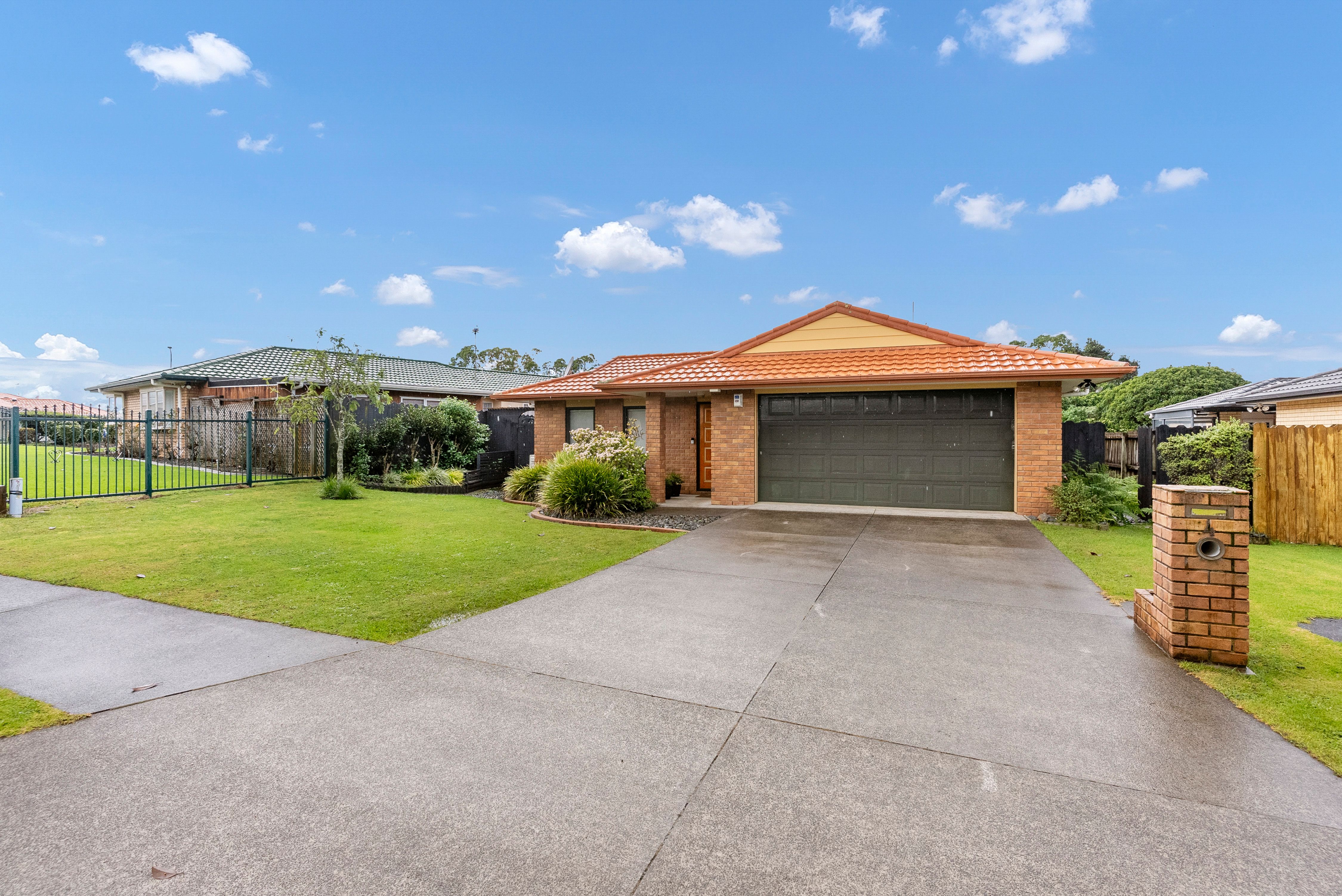 4 Harobed Place, Weymouth, Manukau City