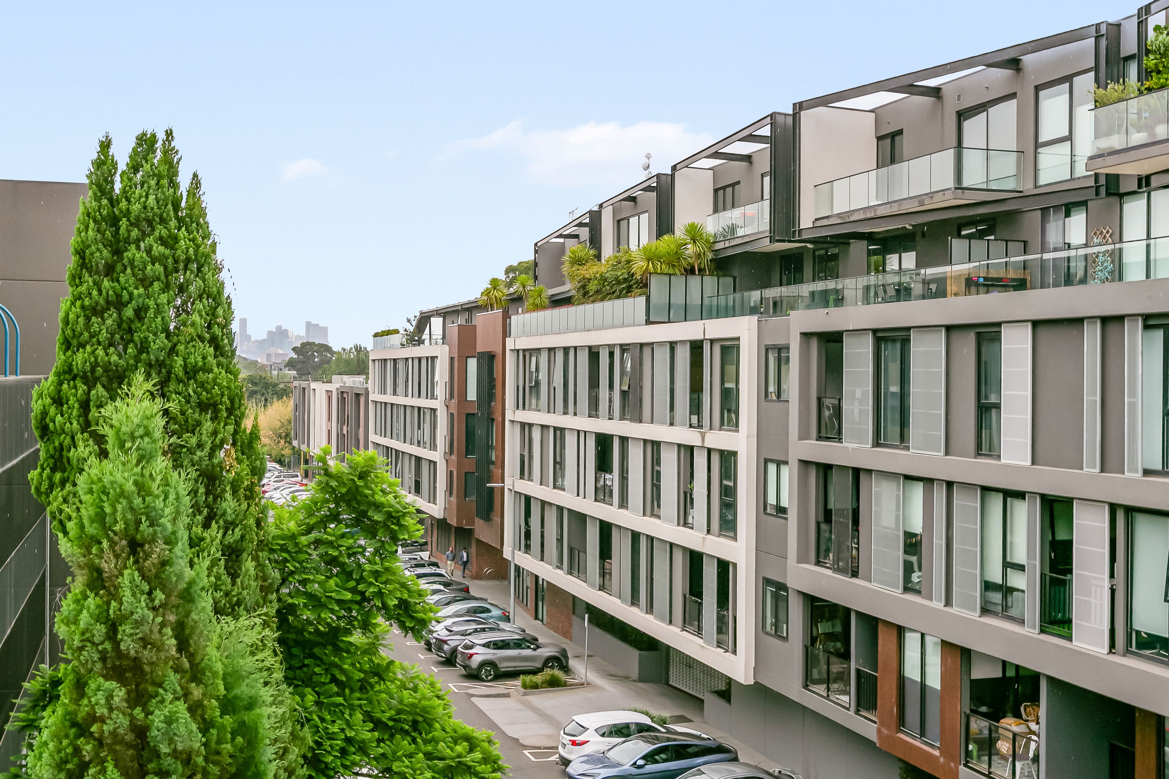 301/80 Lynch Street — photo 8 of 14