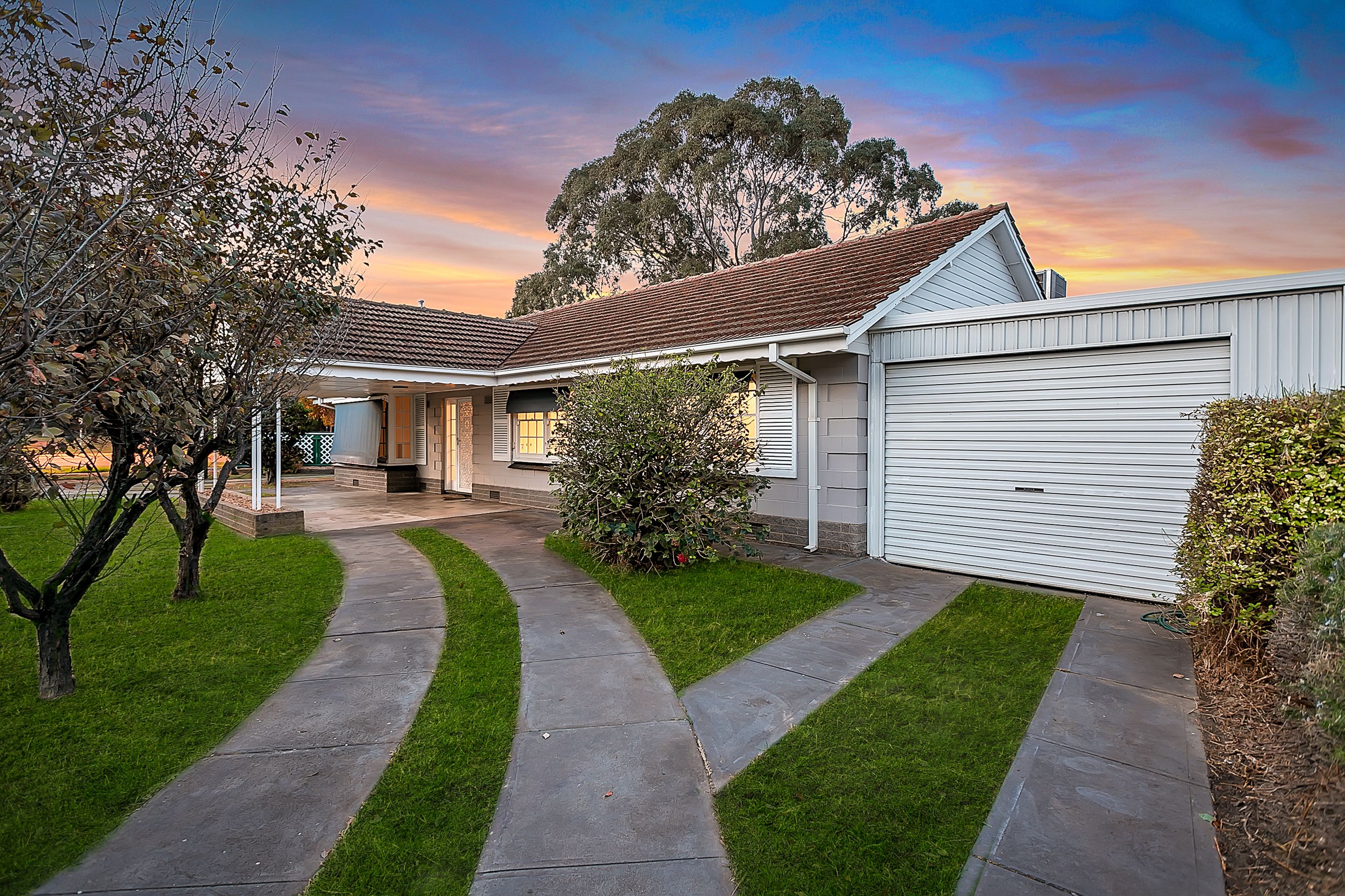 2 Davis Street, West Beach, SA 5024