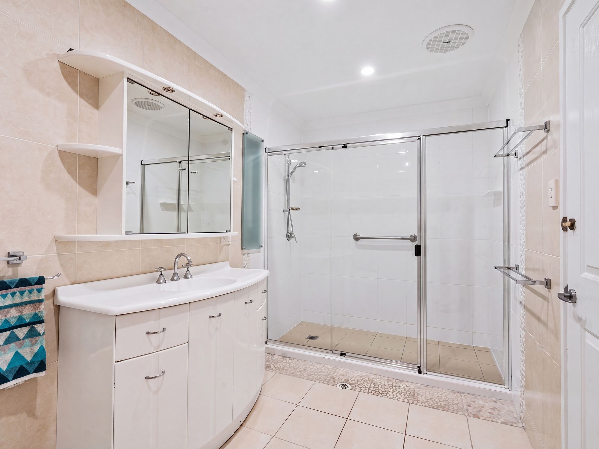 2 Kerry Place — photo 13 of 23