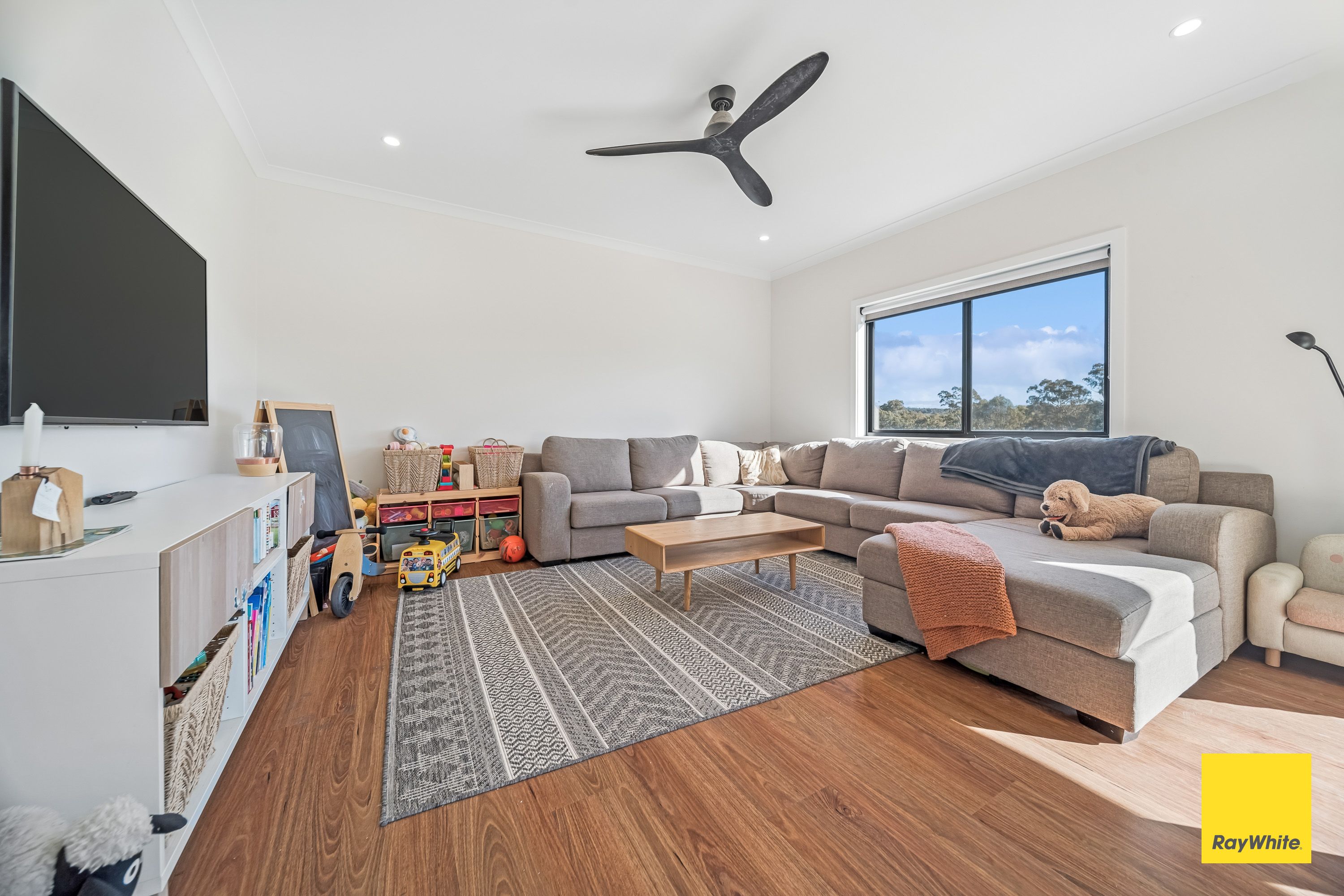 63 Specimen Gully Road — photo 13 of 30