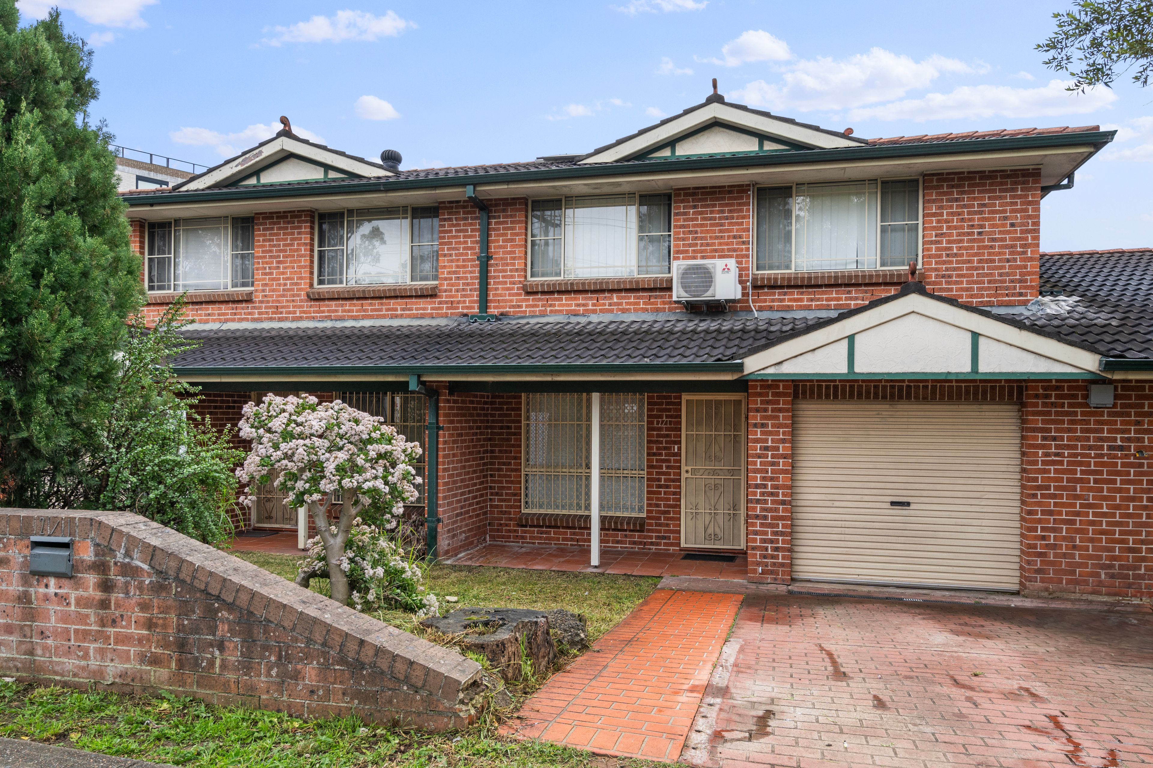 2/1 Frangipane Avenue, Liverpool, NSW 2170
